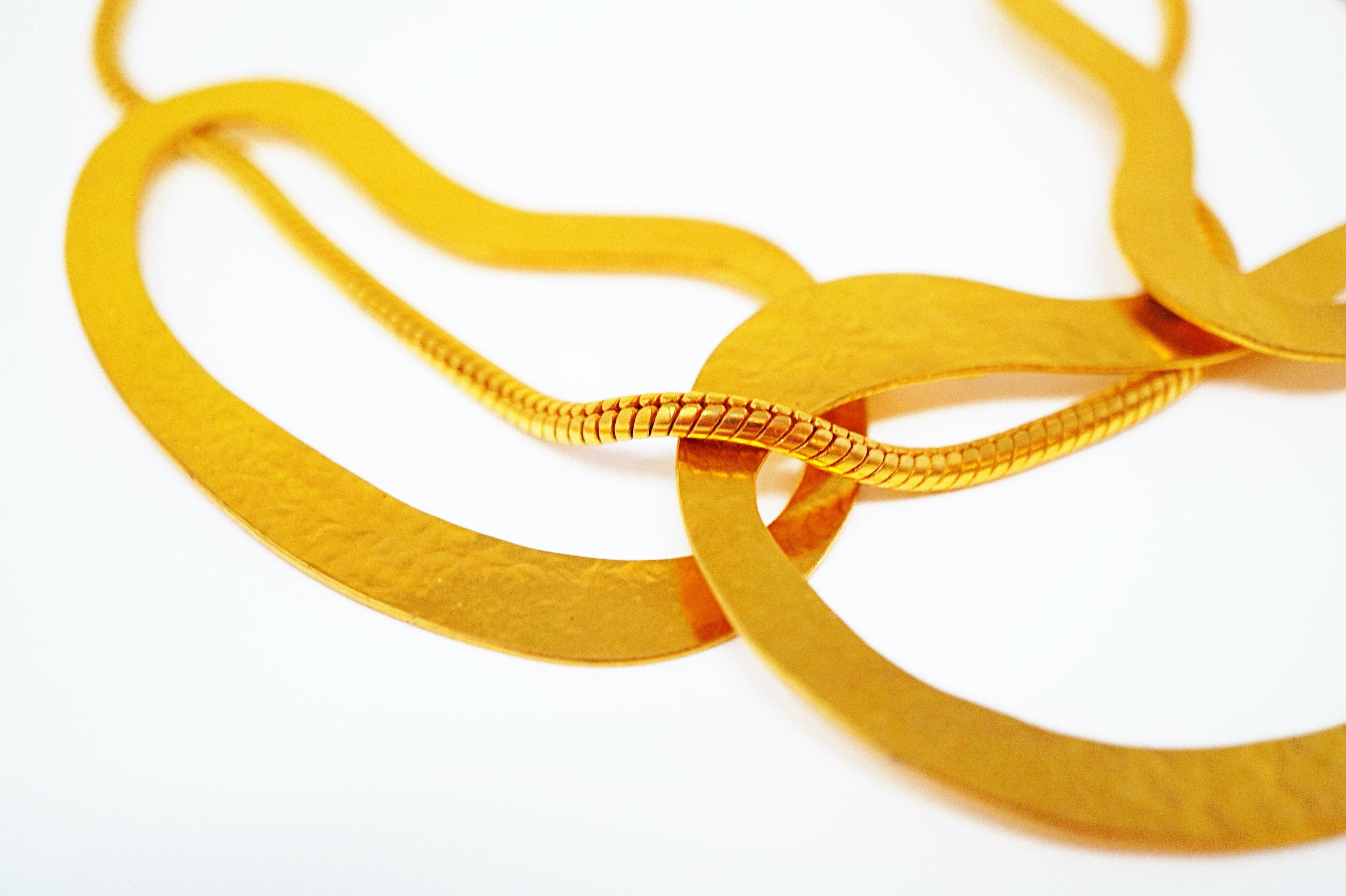 Moderne vergoldete Statement-Halskette „Vibrations“ von Herve van der Straeten, signiert im Angebot 3