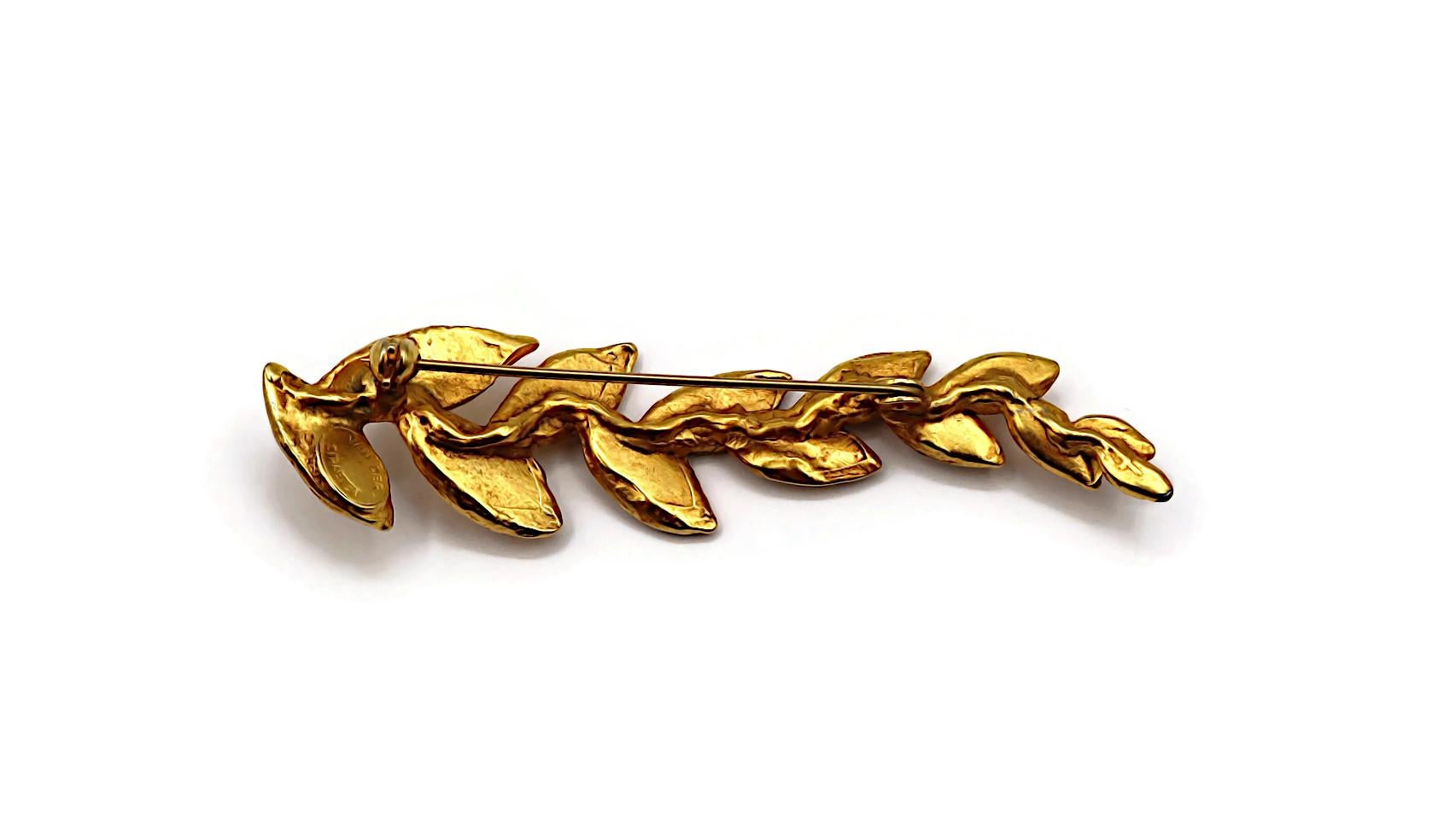HERVE VAN DER STRAETEN Vintage Texture Gold Tone Foliage Brooch For Sale 2