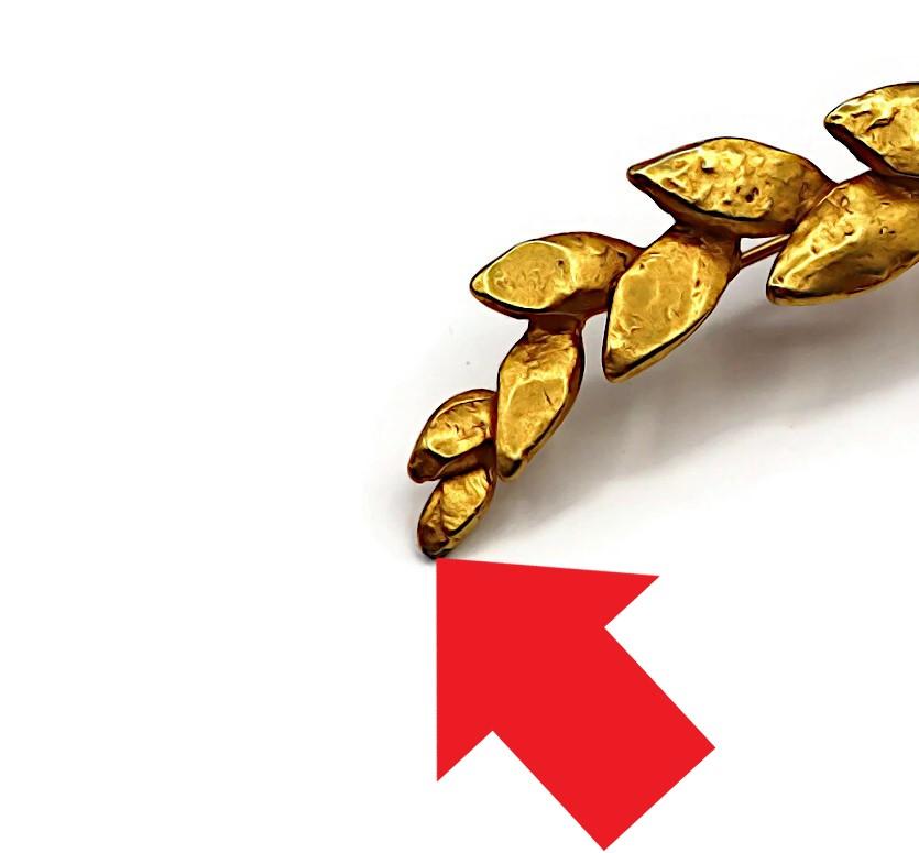 HERVE VAN DER STRAETEN Vintage Texture Gold Tone Foliage Brooch For Sale 5
