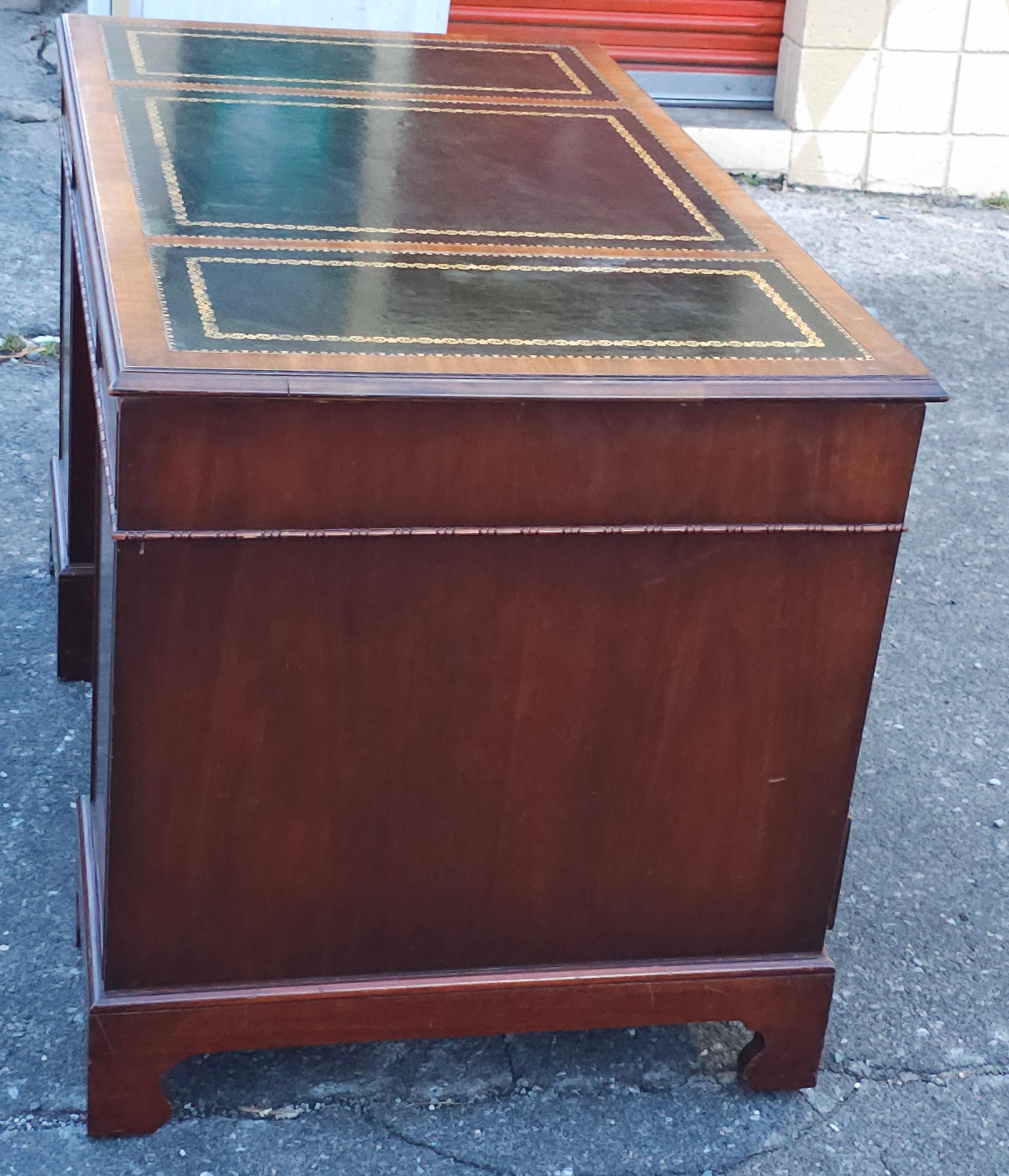 Hespeler Furniture Chippendale Mahogany Inlays and Green Leather Top Desk For Sale 9
