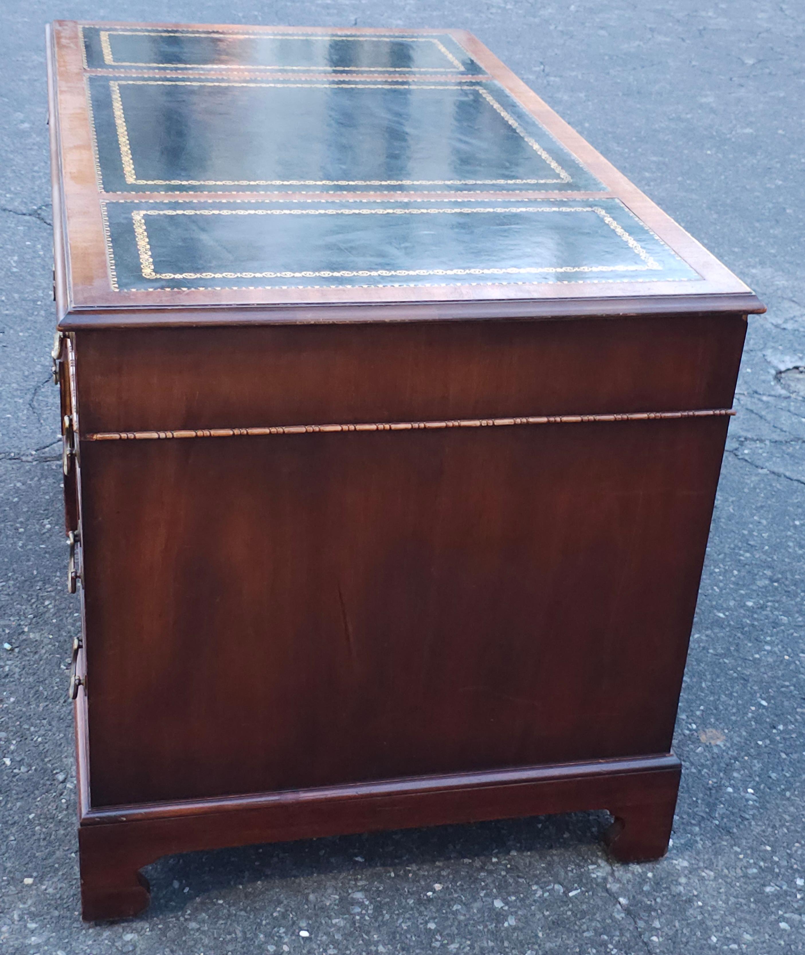 20th Century Hespeler Furniture Chippendale Mahogany Inlays and Green Leather Top Desk For Sale
