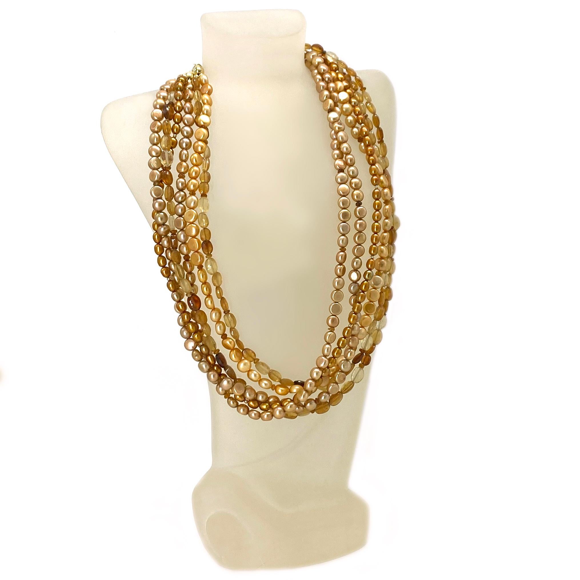 Collier multi-brins en hessonite et perles fourrées or Neuf - En vente à Atlanta, GA