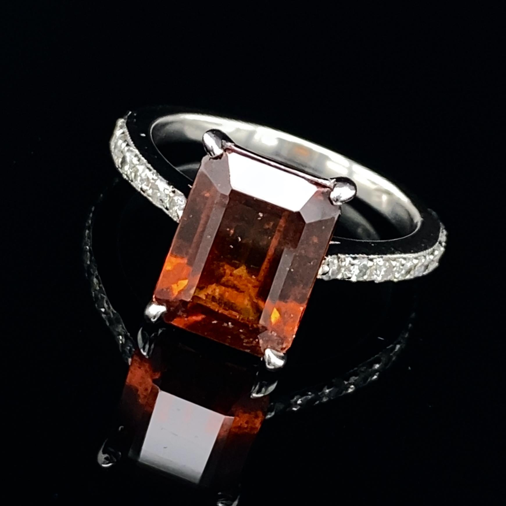 Hessonite Garnet in Platinum Solitaire Ring with Pavé Diamond Shoulders 2
