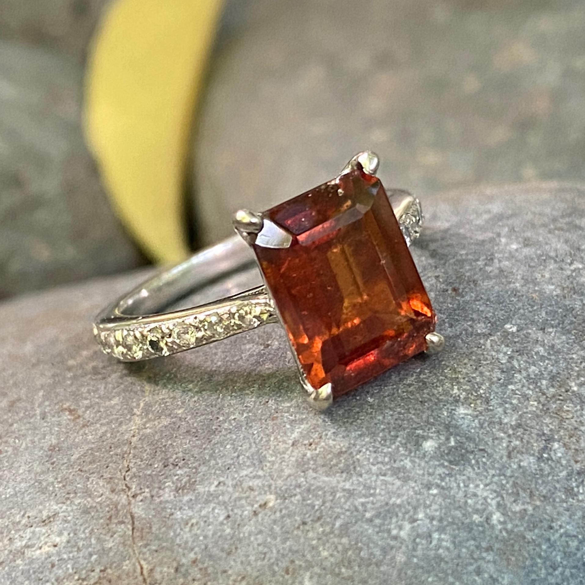 what is hessonite garnet