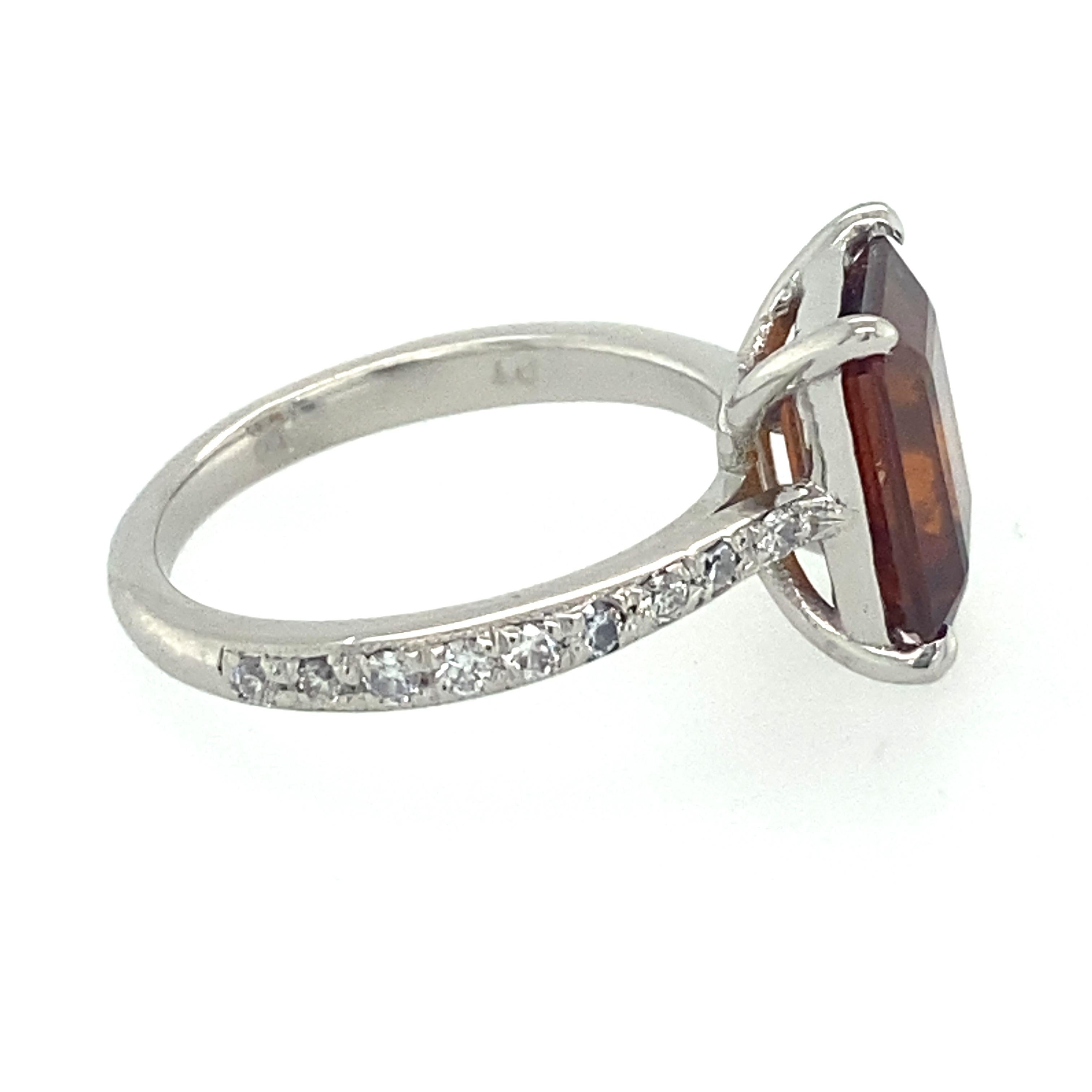 Hessonite Garnet in Platinum Solitaire Ring with Pavé Diamond Shoulders In Excellent Condition In Sherman Oaks, CA