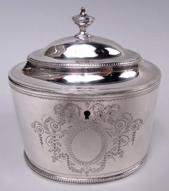 Hester Bateman, porta tè neoclassico georgiano inglese con cucchiaio, 1784