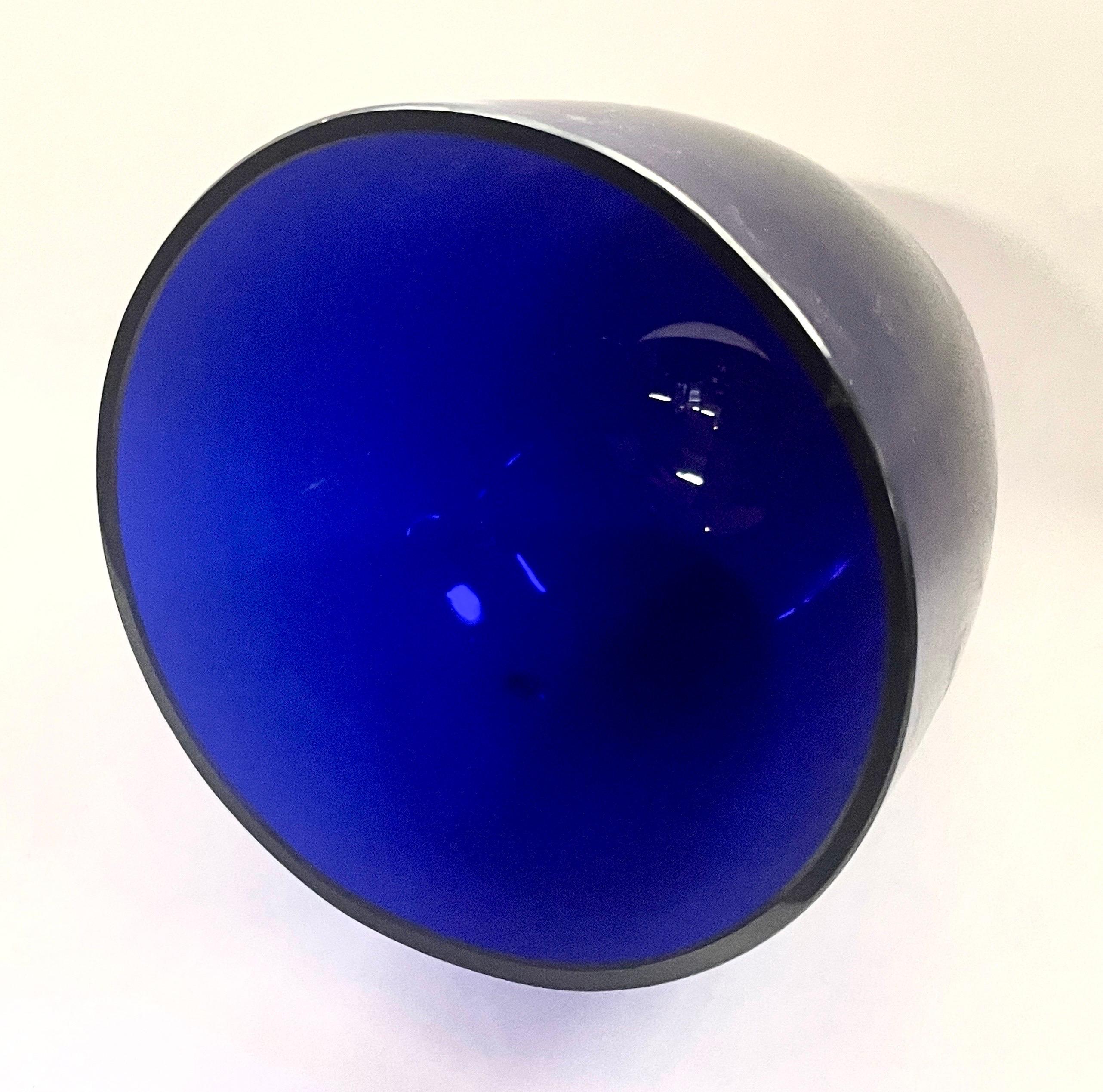 Hester Bateman Geo. III Cestino per dolci o zucchero in argento con rivestimento in vetro cobalto in vendita 2