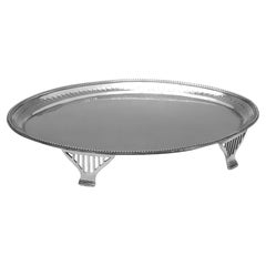 Hester Bateman - Soporte neoclásico para tetera de plata de ley fabricado en 1787