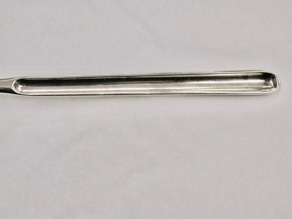 Late 18th Century Hester Bateman Silver Marrow Scoop Dated 1785 London Assay For Sale