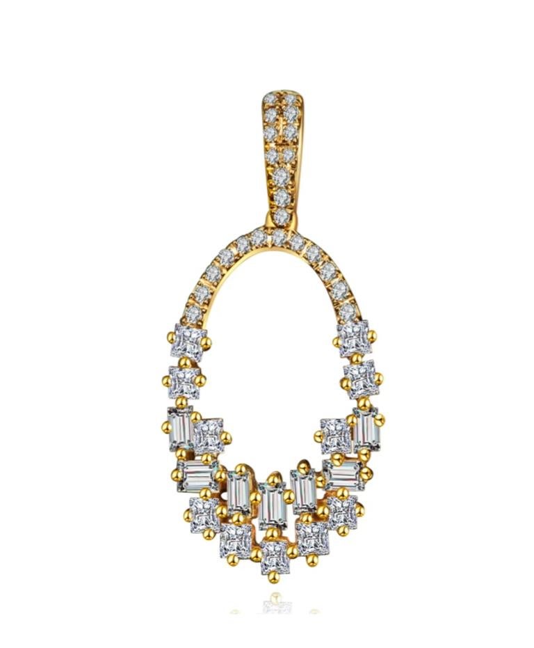 Baguette Cut Hestia Modern Illuminate Baguette Diamond Pendant Gold Necklace For Sale