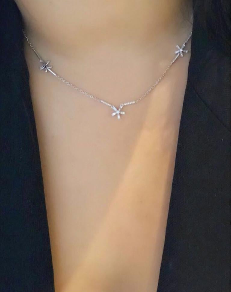 Hestia Modern Joy Flower Baguette Diamond Dainty Necklace In New Condition For Sale In Toronto, Ontario