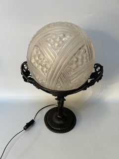 Hettier und Vincent Art-Déco-Lampe