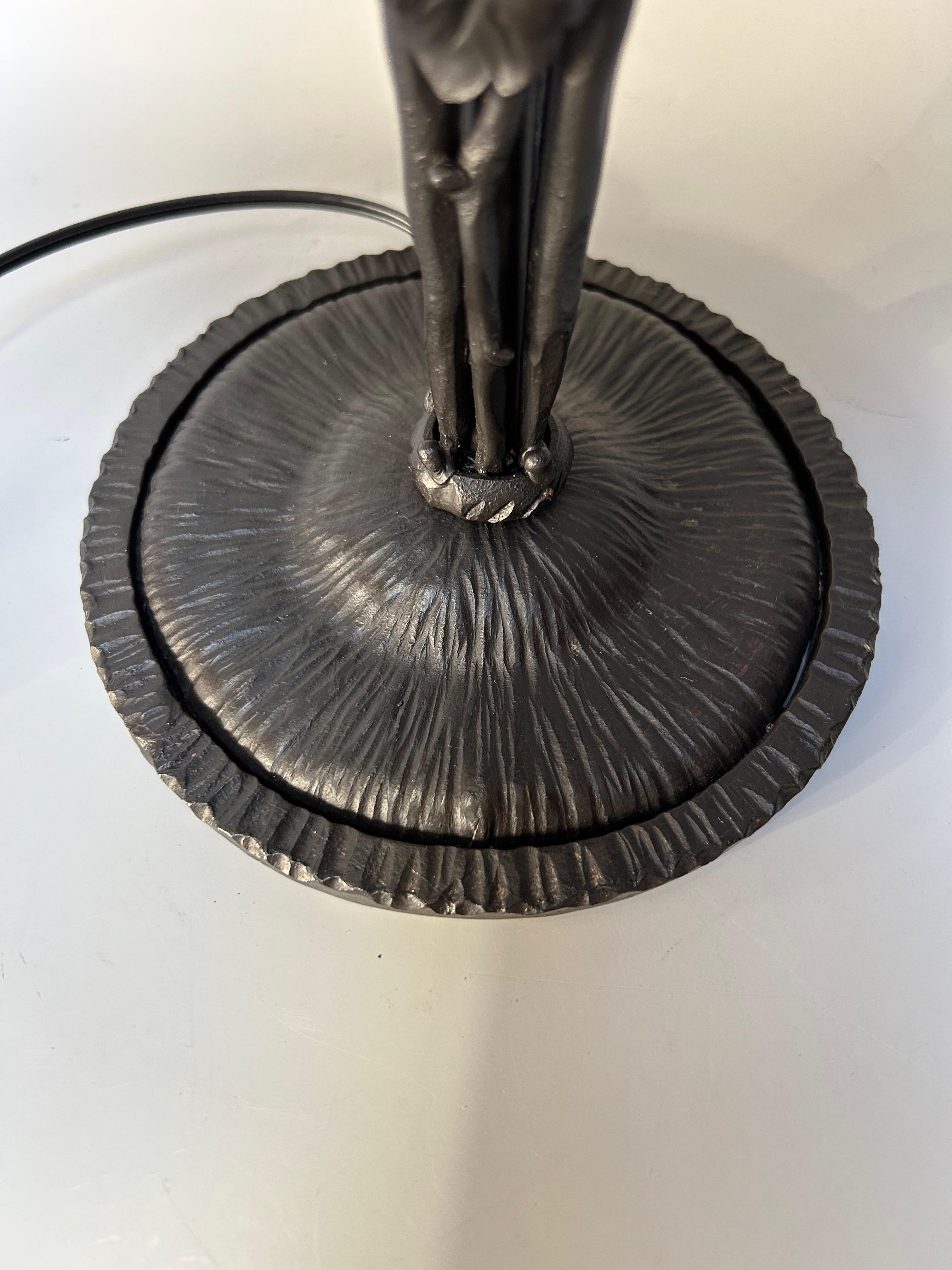 Hettier and Vincent Art Deco Lamp In Excellent Condition In NANTES, FR