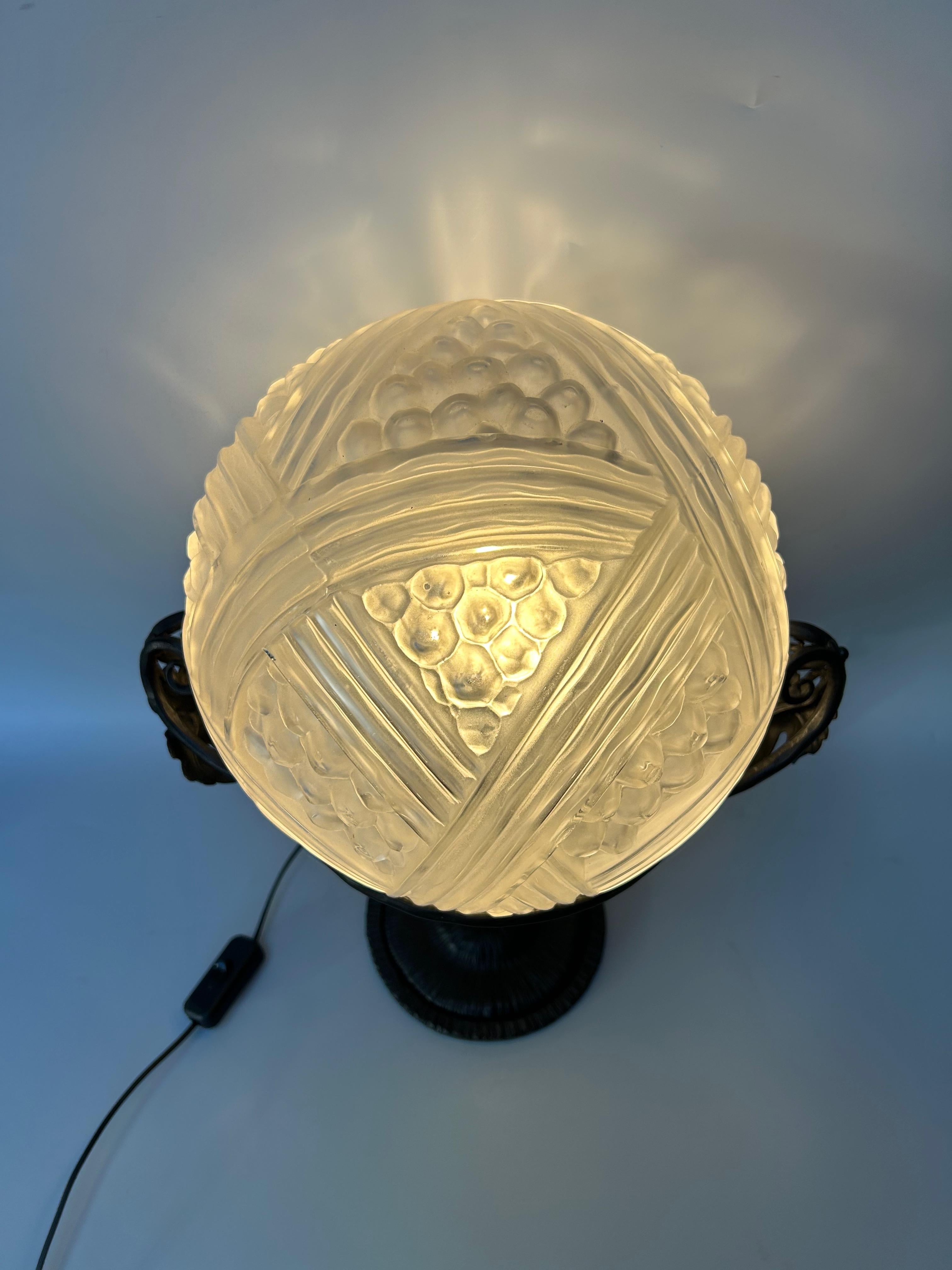 Hettier and Vincent Art Deco Lamp 3