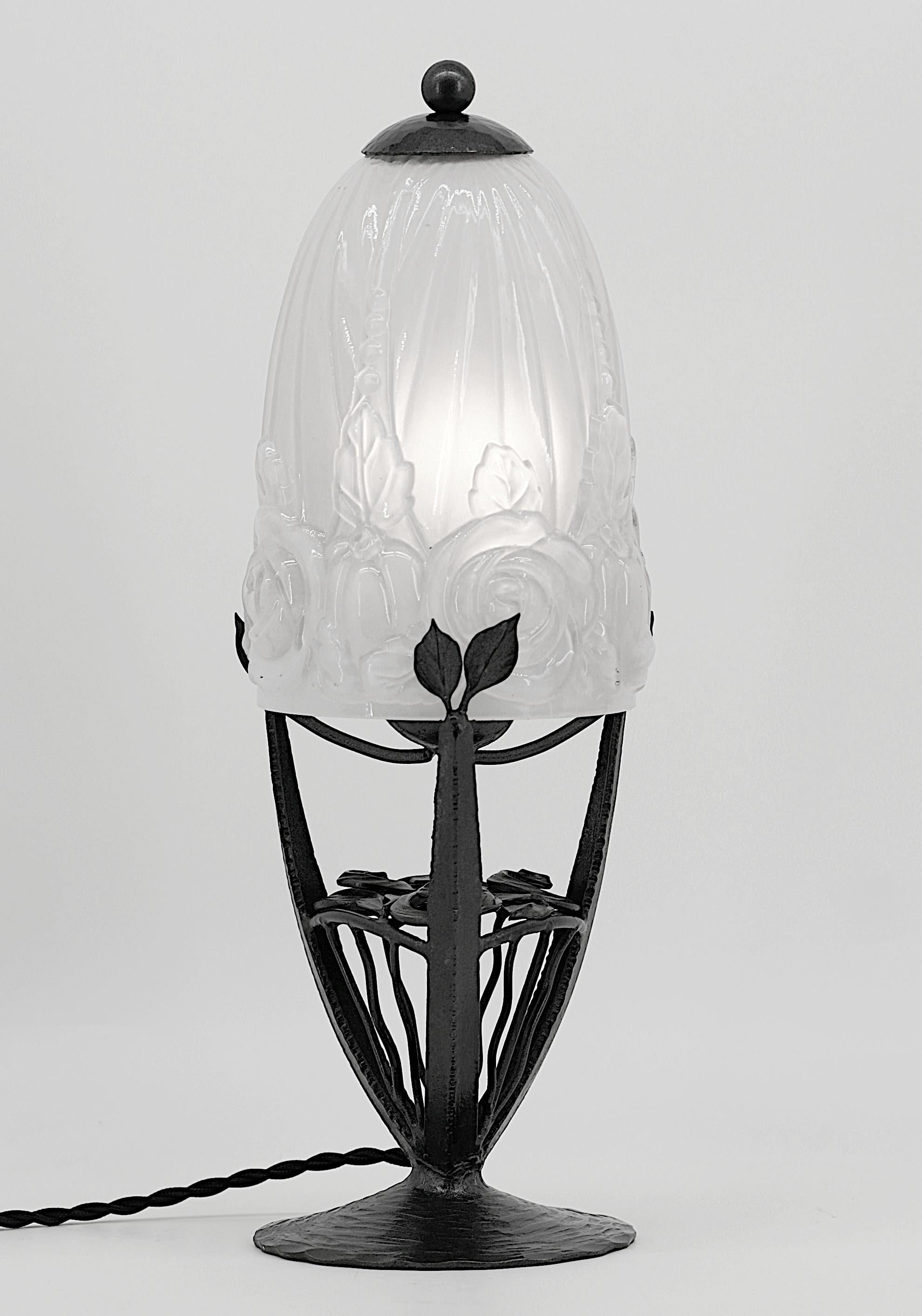 HETTIER-VINCENT & BACCARAT French Art Deco Table Lamp, 1925 In Excellent Condition For Sale In Saint-Amans-des-Cots, FR