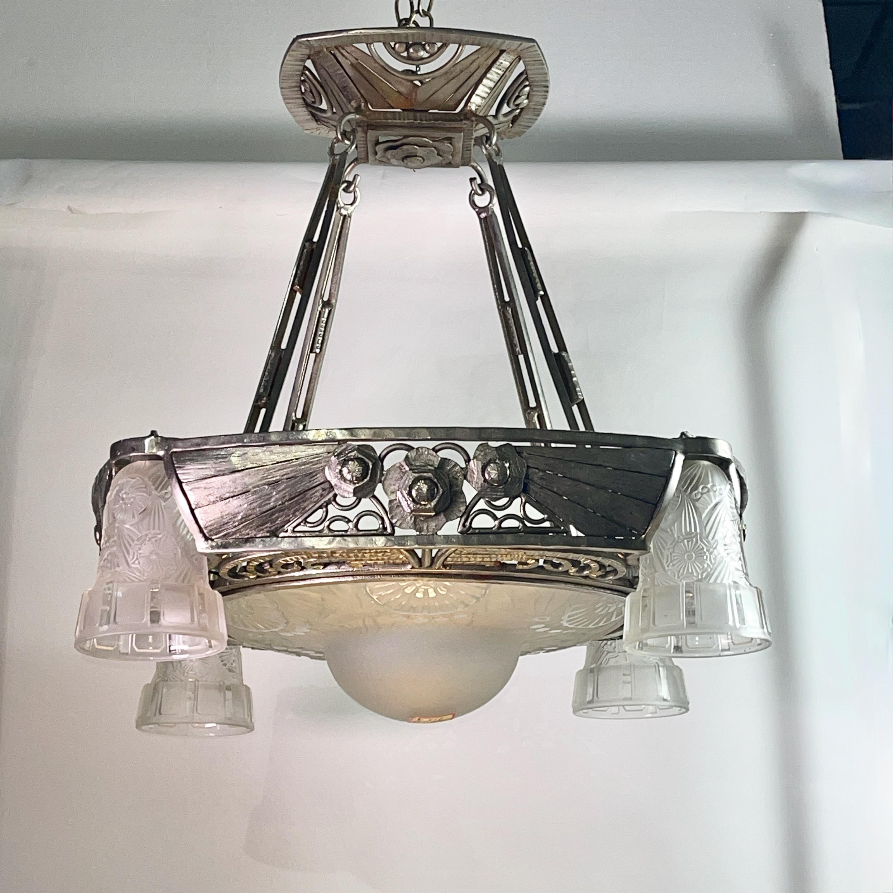 Hettier & Vincent Französischer Art Deco Kronleuchter im Angebot 11