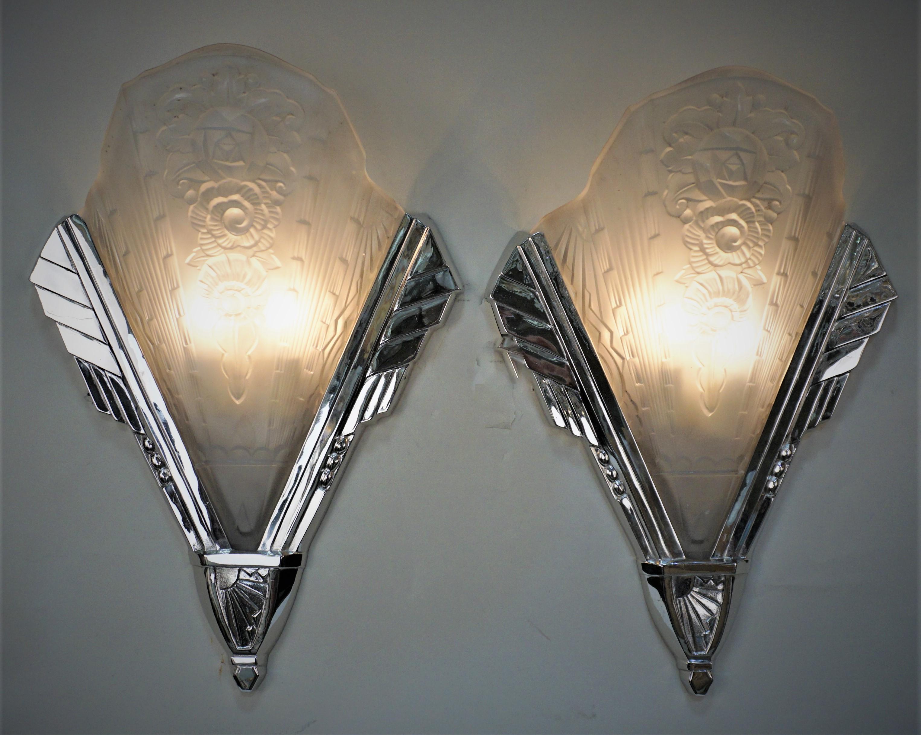 Hettier & Vincent Large Art Deco Wall Sconces 2 Pairs In Good Condition For Sale In Fairfax, VA