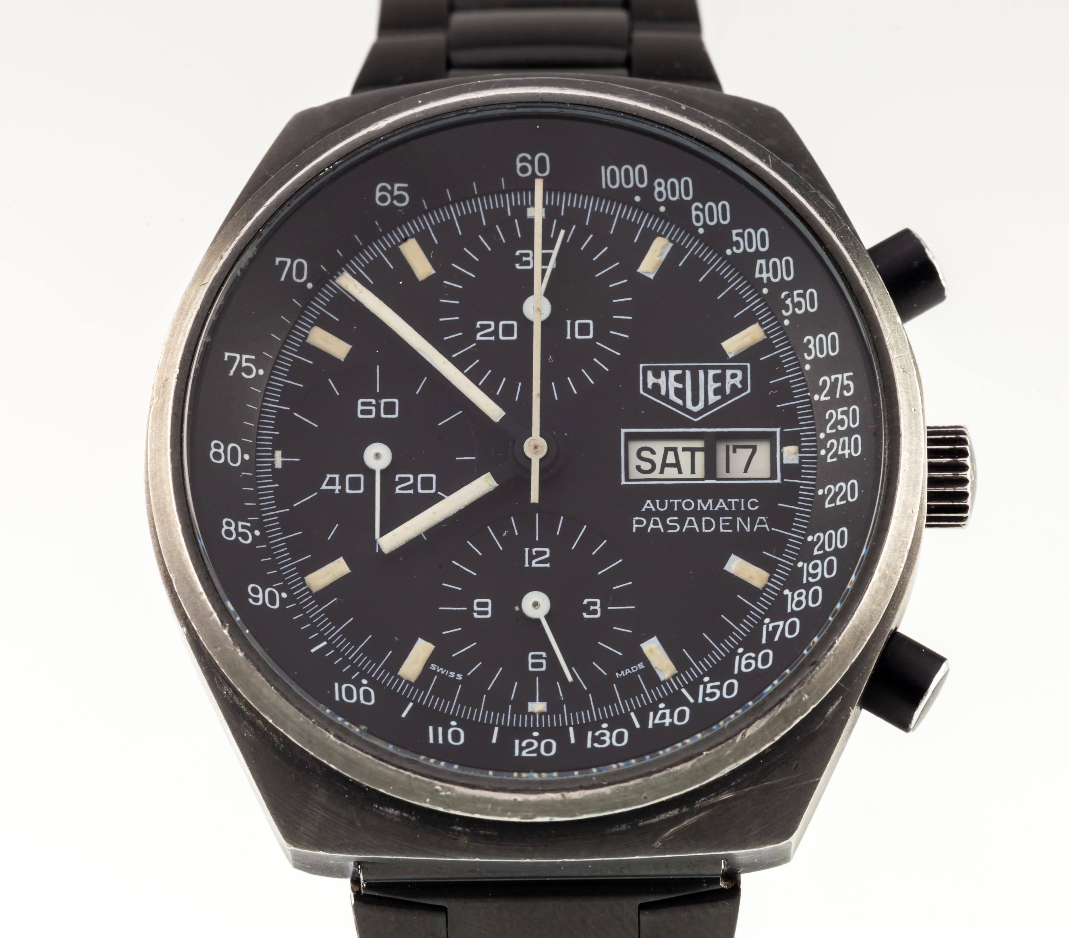 Heuer Chronographe automatique Pasadena avec fonction jour/date et cadran noir 750.501

Modèle : Heuer Pasadena
Mouvement : Automatique avec chronographe
Numéro de série : 750.501

Boîtier rond en acier inoxydable noir avec lunette lisse
NOTE :