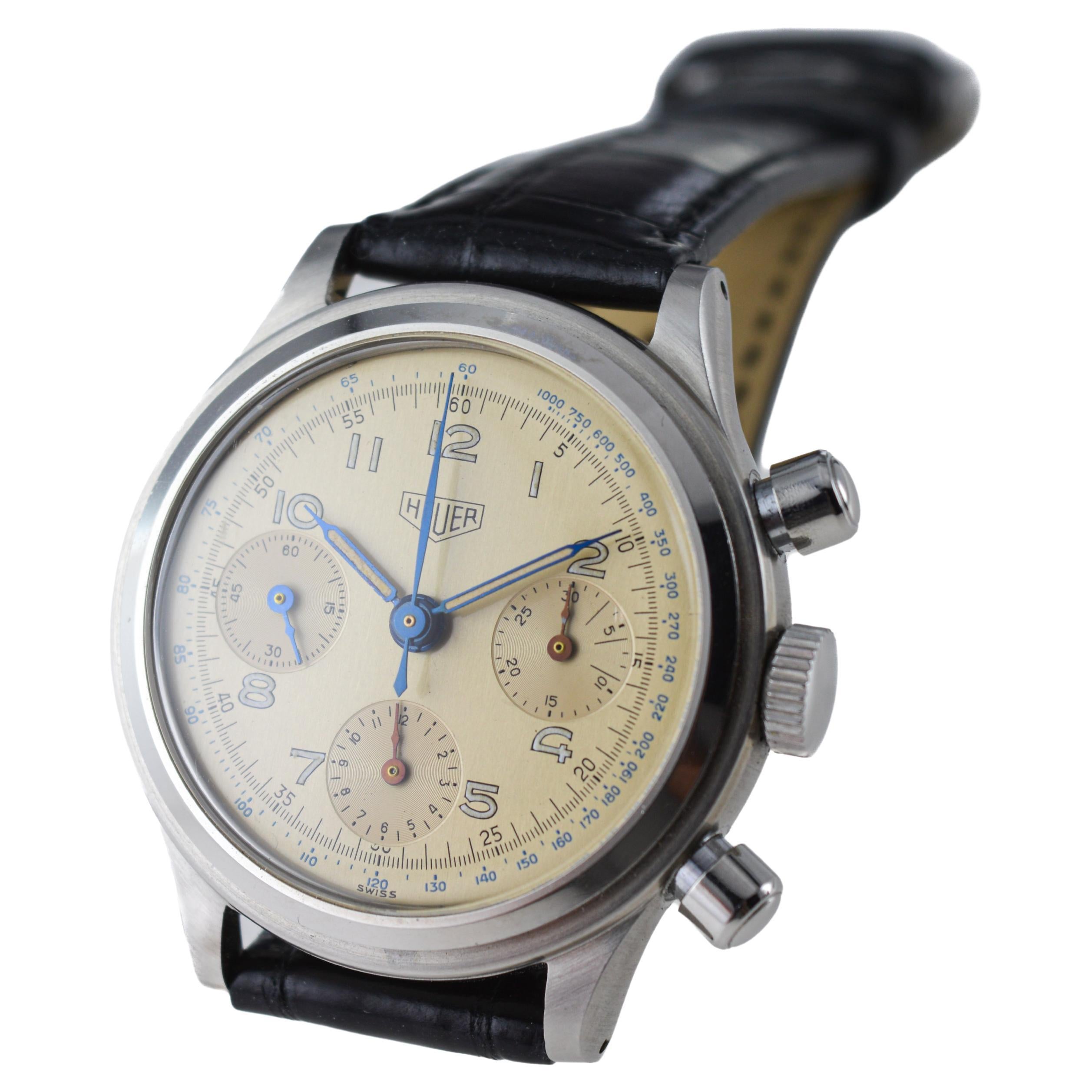 Montre chronographe manuelle Heuer en acier inoxydable étanche à trois registres en vente 3