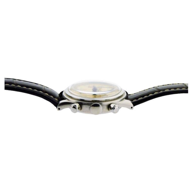 Montre chronographe manuelle Heuer en acier inoxydable étanche à trois registres en vente 4