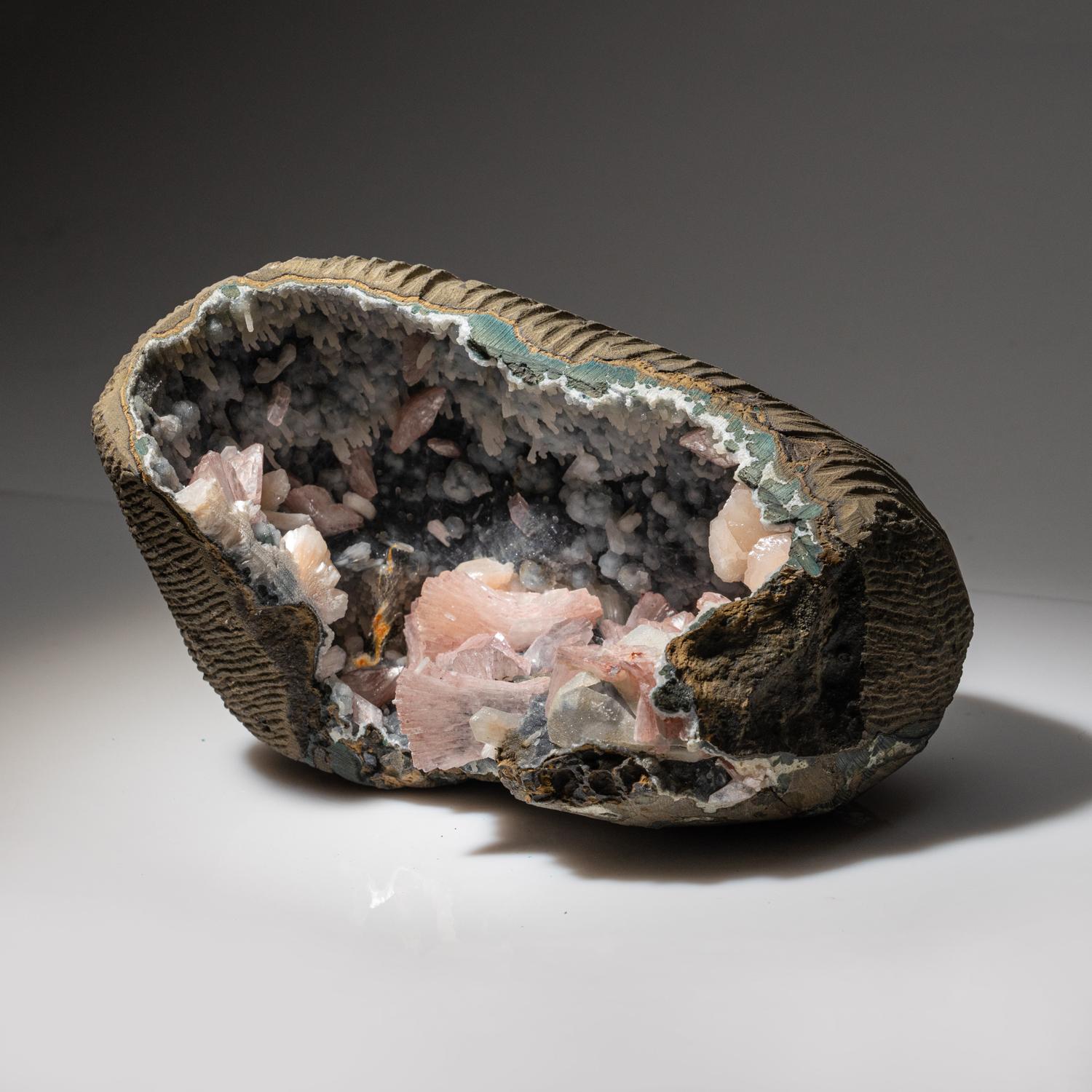 Altro Heulandite su calcedonio con stilbite da Sawda, Maharashtra, India in vendita