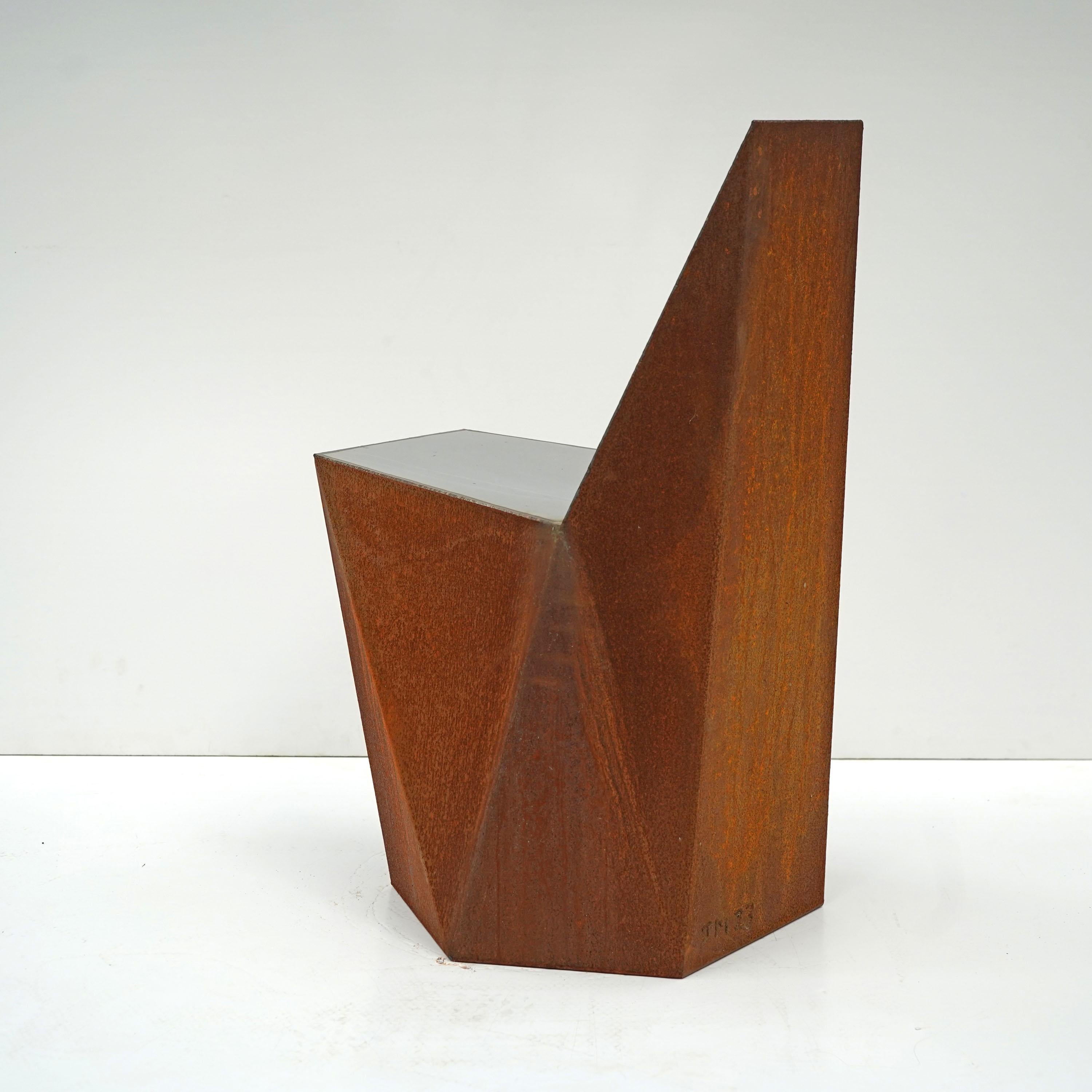Silla Hex Corten de acero soldado y acero inoxidable pulido espejo de Julian Mayor Británico en venta