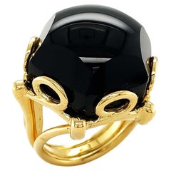 Hexagon Cabochon Onyx 18K Yellow Gold Ring