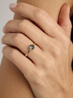 Hexagon Cut Teal Sapphire Yellow Gold Solitaire Engagement Ring, 0.88 Carat