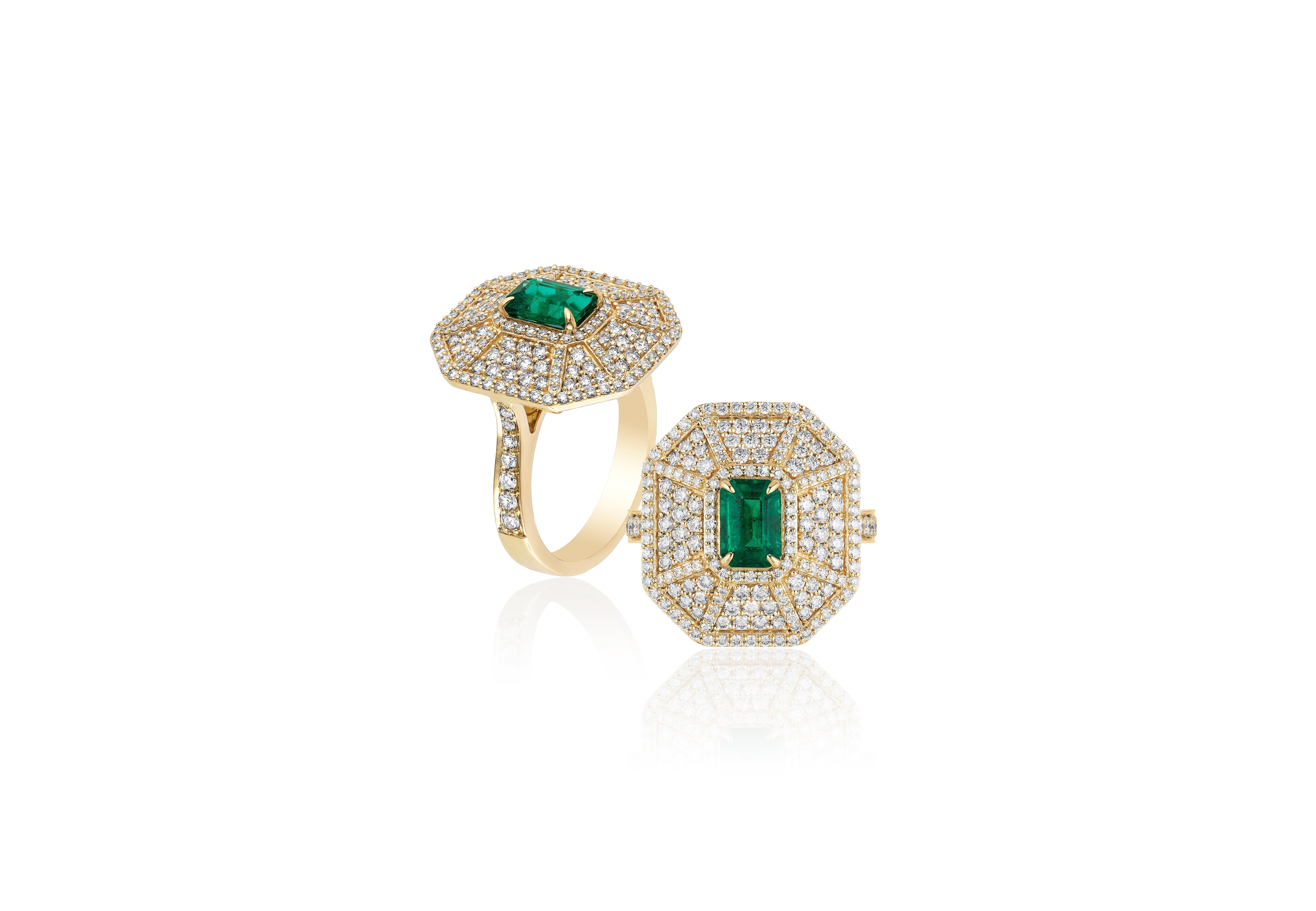 Hexagon Pave Emerald Ring with Diamonds in 18k Yellow Gold, from 'G-One' Collection

Stone Size: 7 x 5 mm  

Gemstone Weight: 0.95 Carats

Diamond: G-H / VS, Approx Wt: 1.35 Carats

