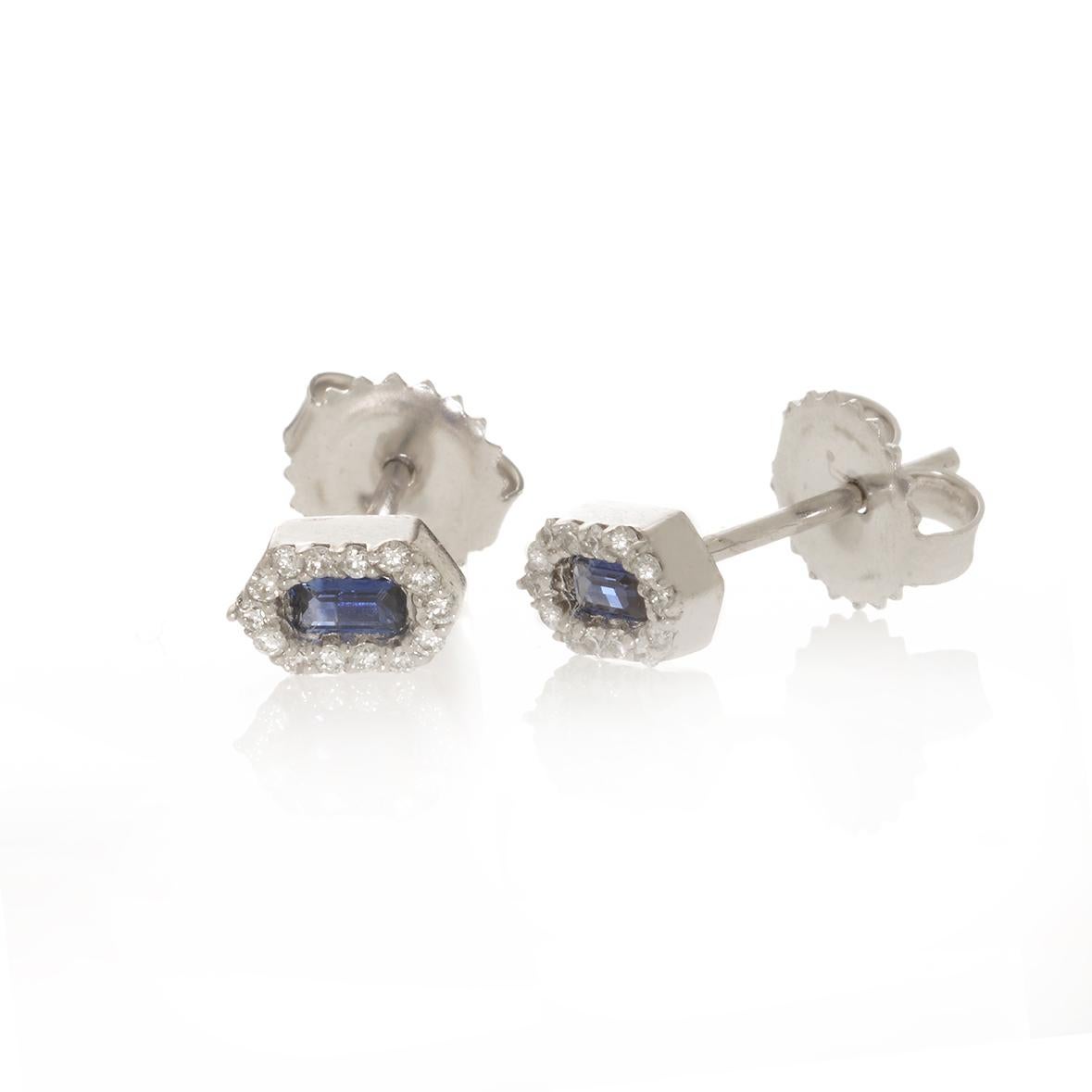 Hexagon Sapphire and Diamond Earrings In New Condition For Sale In Houston, TX