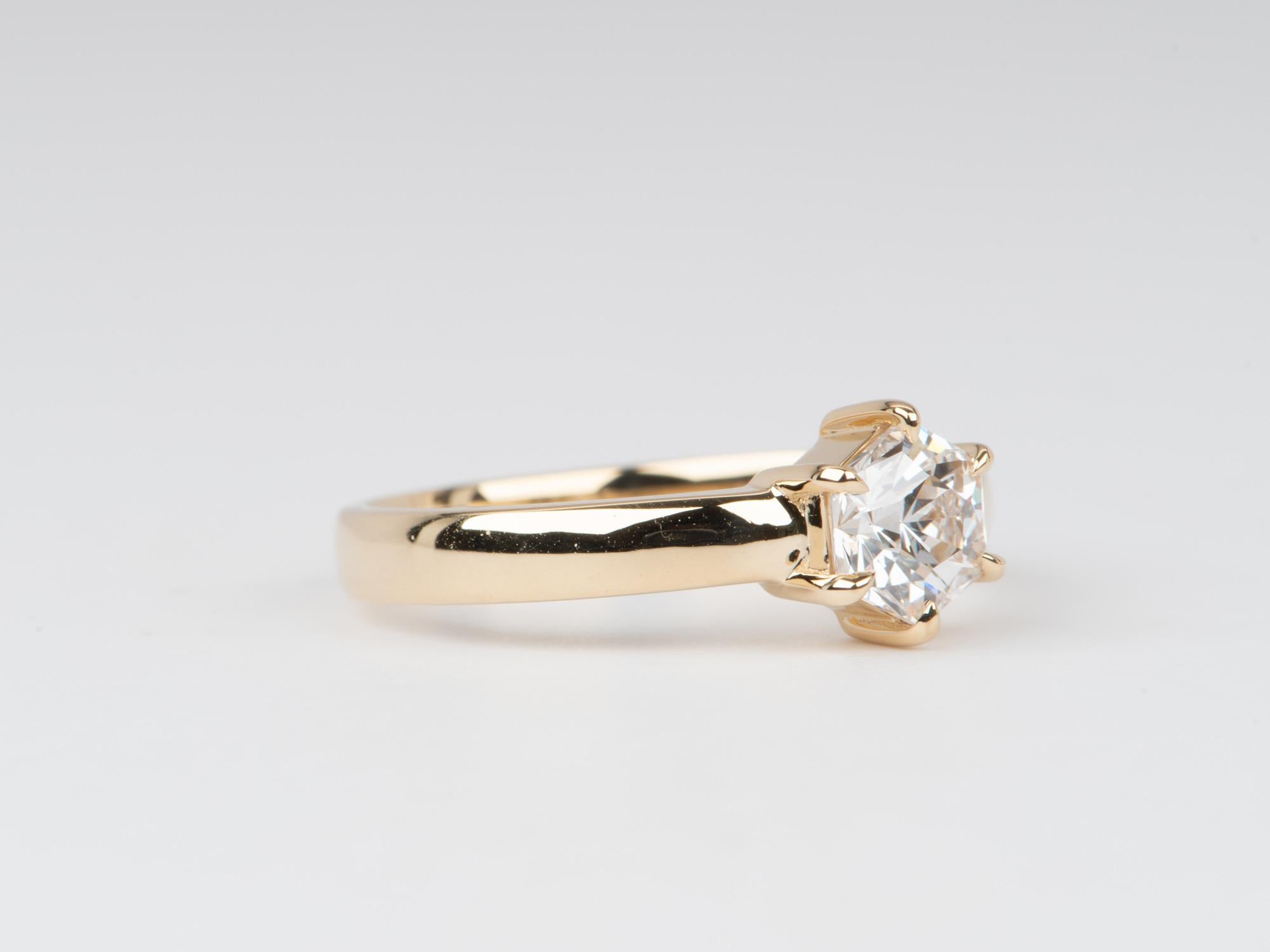 ♥ Hexagon Shape Diamond Engagement Ring on Wide Band 14K Gold IGI Cert
♥ The design measures 7.6mm in length (North South direction), 6.7mm in width (East West direction), and sits 5mm tall from the finger. Band width is 2.9mm.

♥  Ring size: US 7