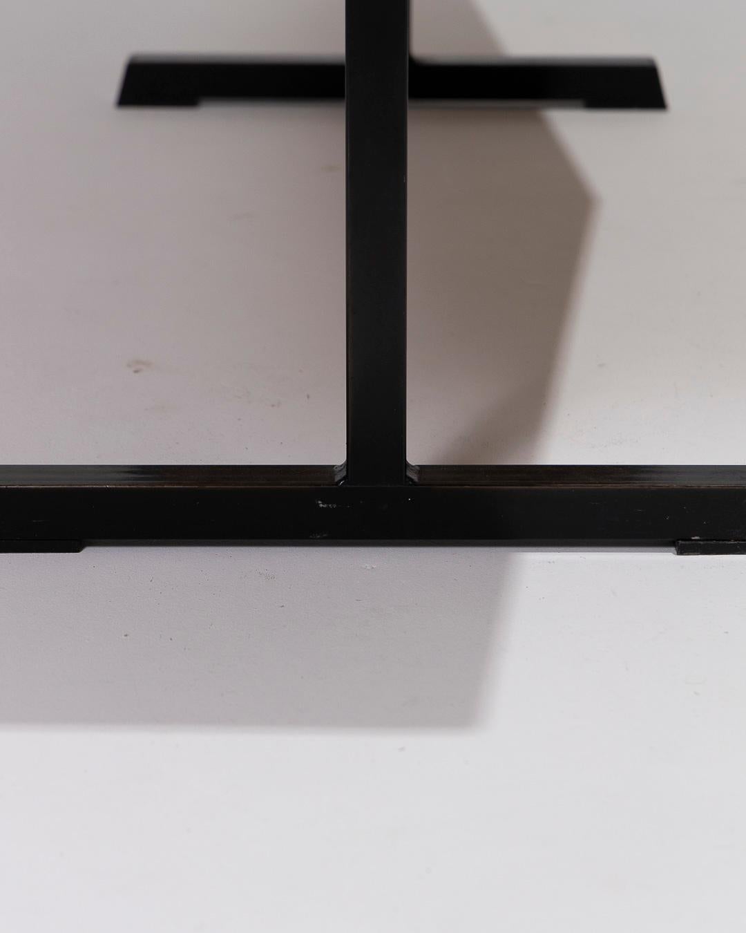 Table basse hexagonale, années 1930 en vente 7