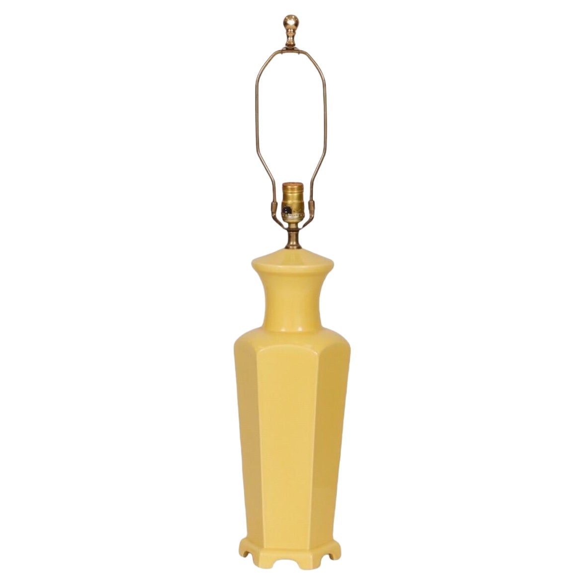Lampe de table hexagonale en céramique jaune