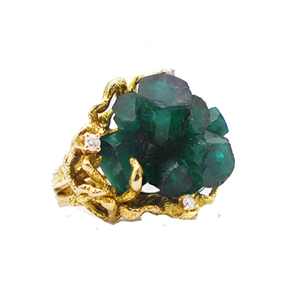 Hexagonal Crystal Emerald Beryl 20 Carat Ring 14 Karat Yellow Gold 1