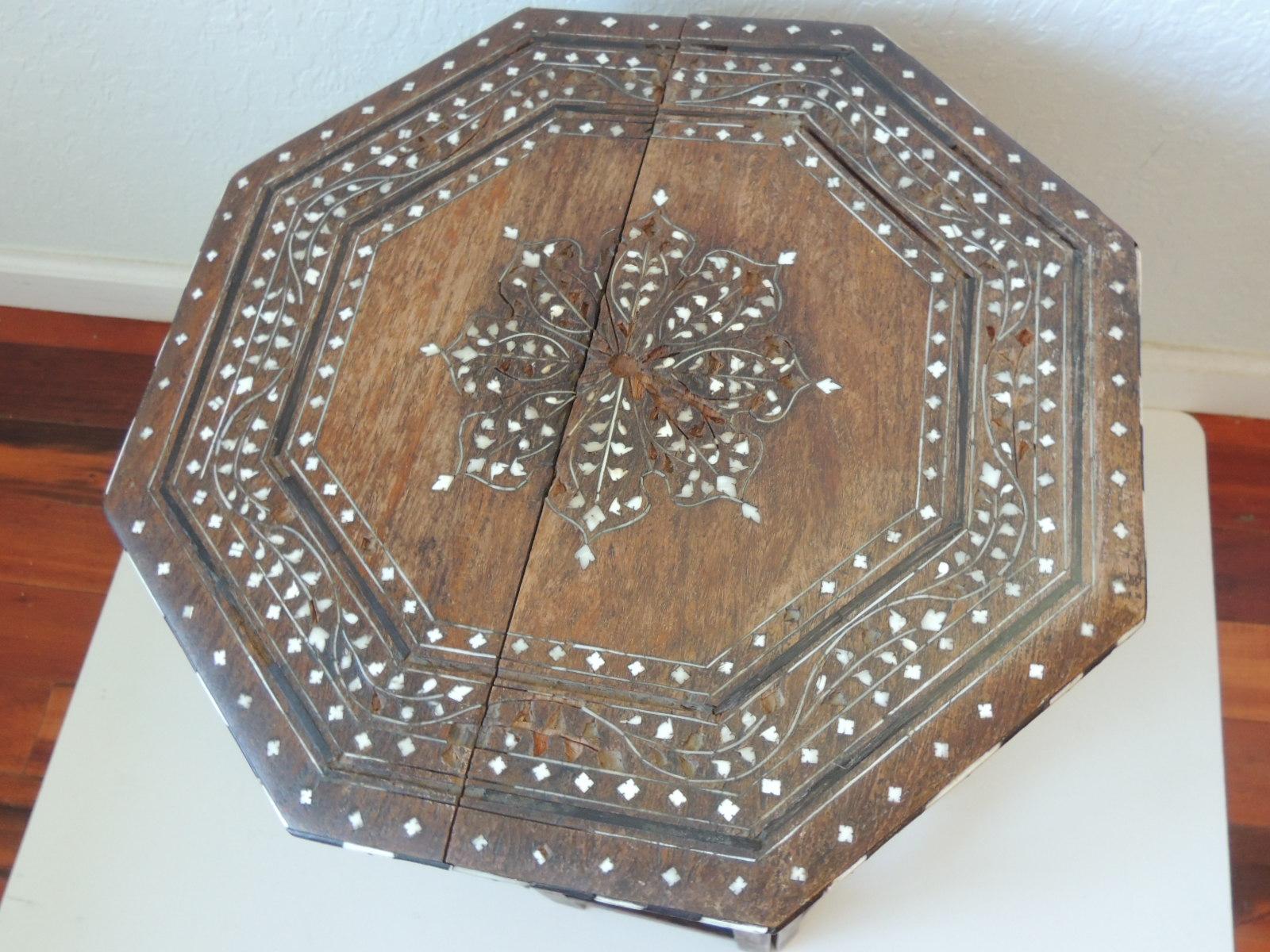 hexagonal folding table