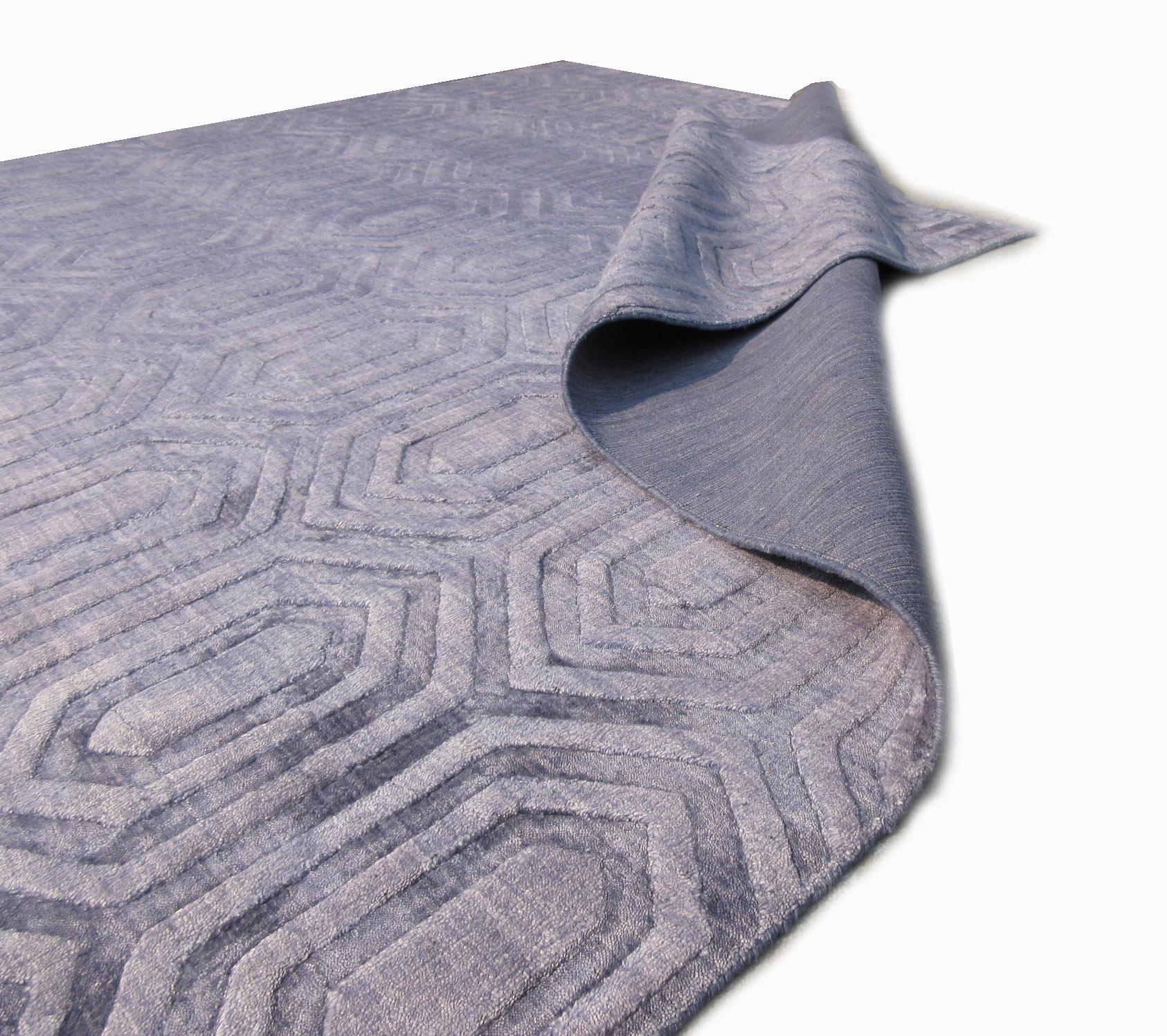 Contemporary Hexagonal Geometric Silk Modern Rug For Sale