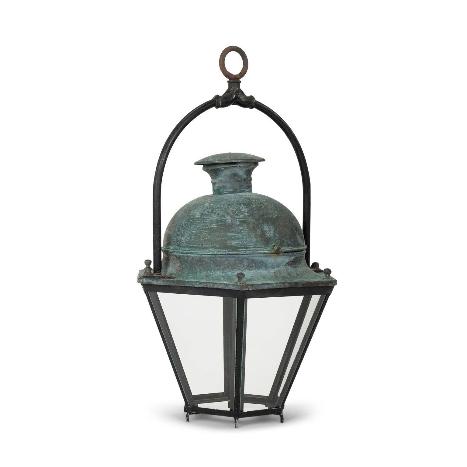 Farol hexagonal de cristal abovedado verde verdigris cobrizo Vaciado en venta