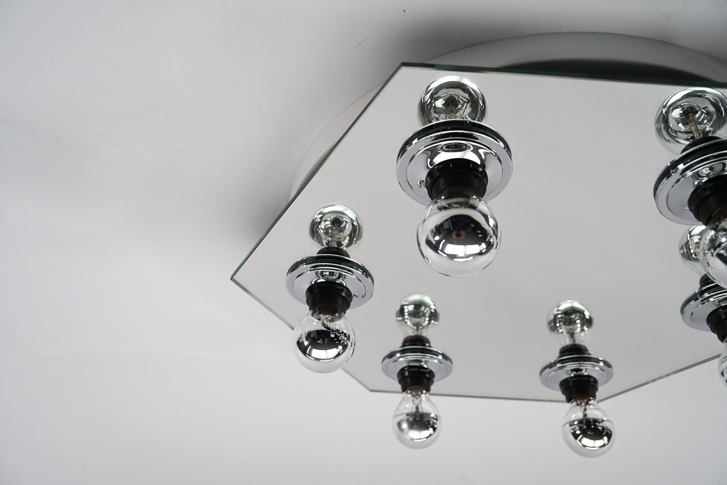 Hexagonal Mirrored Ceiling Lamp With Six Light Bulbs, 1970s Italy For Sale 4