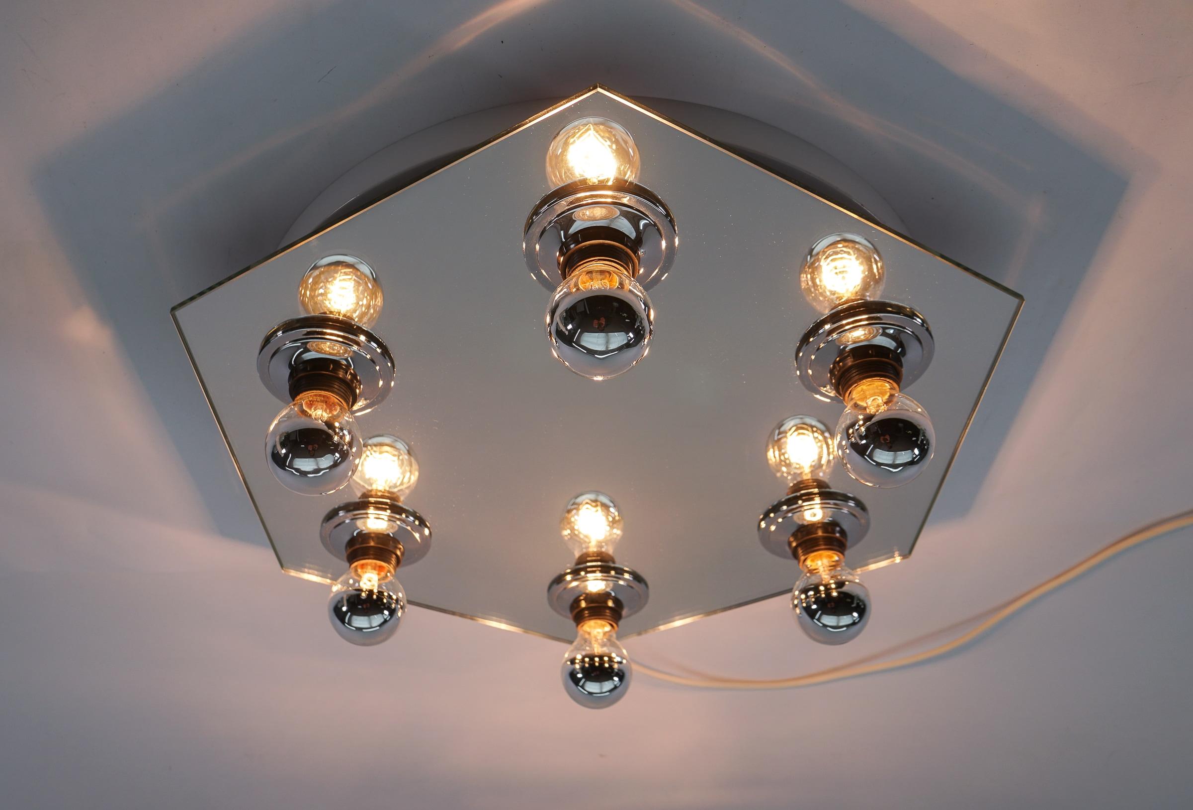 Late 20th Century Hexagonal Mirrored Ceiling Lamp With Six Light Bulbs, 1970s Italy For Sale