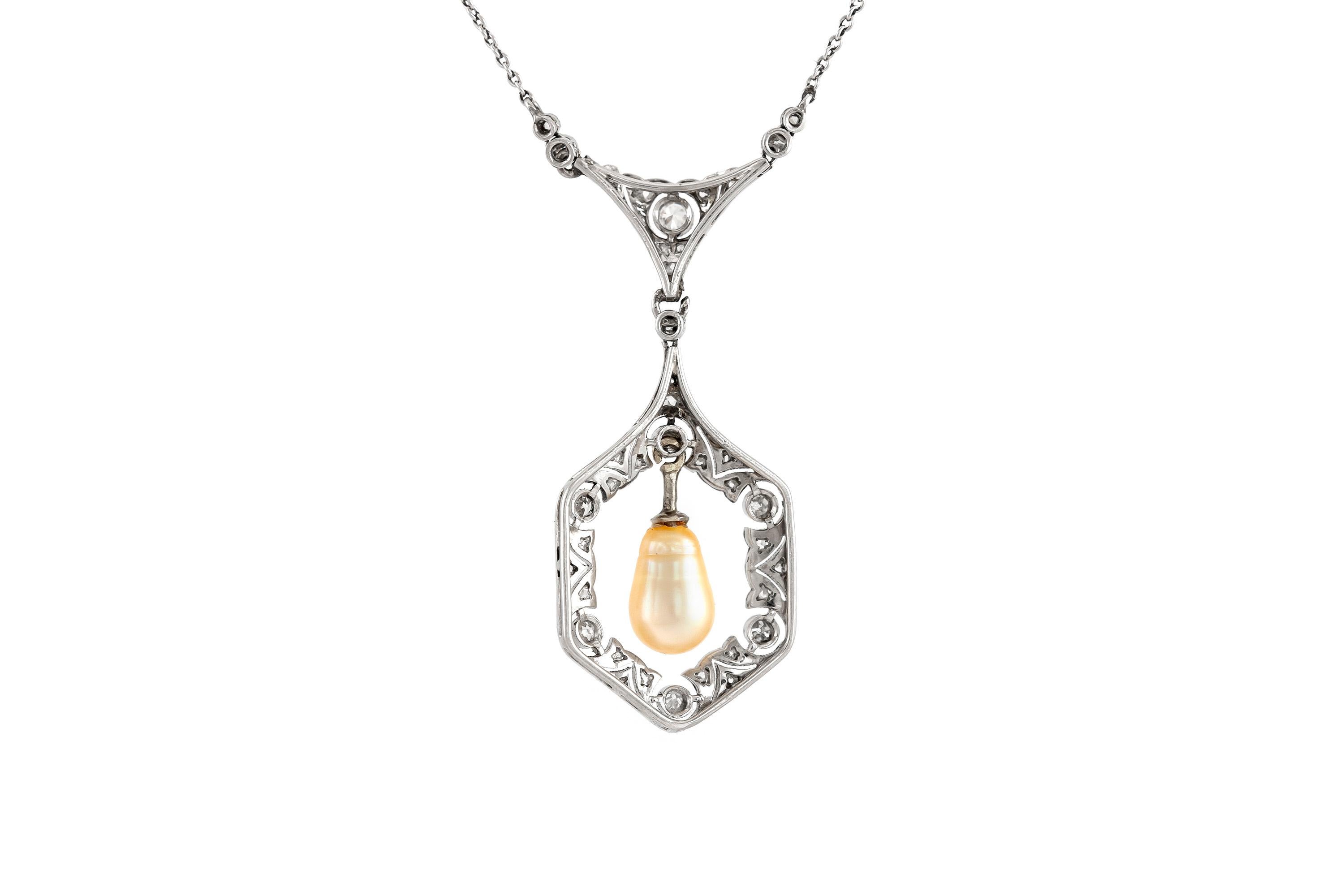The necklace is finely crafted in platinum, with a natural pearl and diamonds weighing a total of 0.80 dwt. Circa 1920.