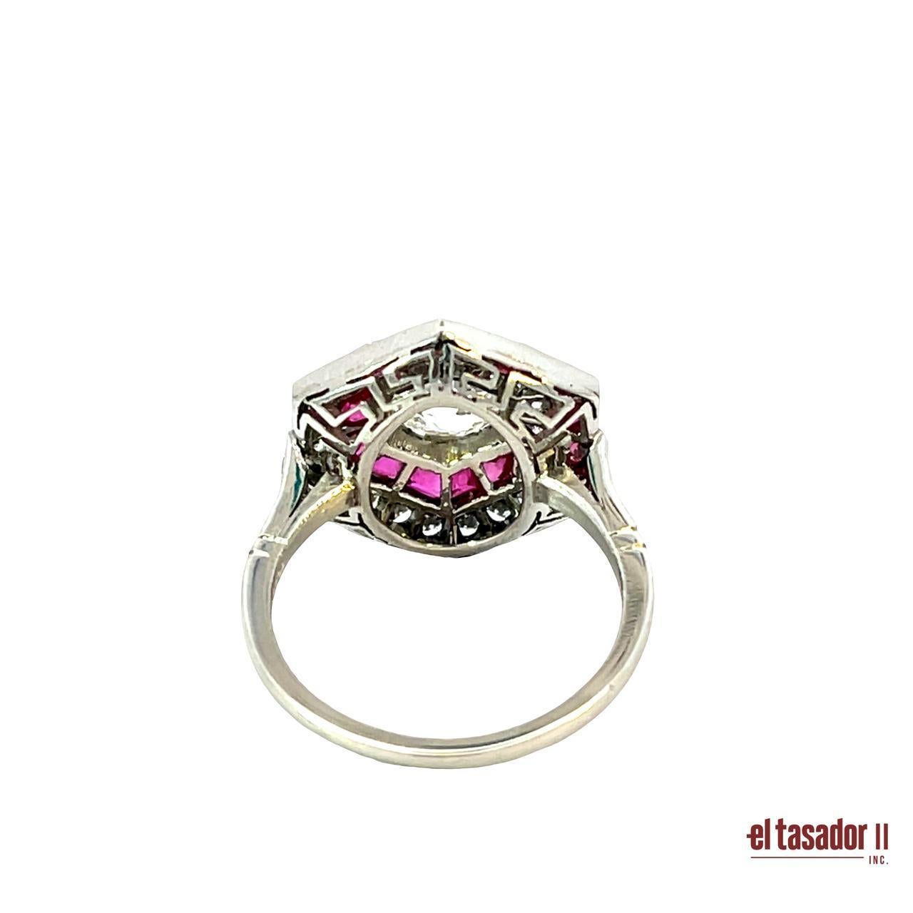 Anillo hexagonal de platino con rubíes de 4,46 ct y diamantes de 0,86 ct Art Decó en venta