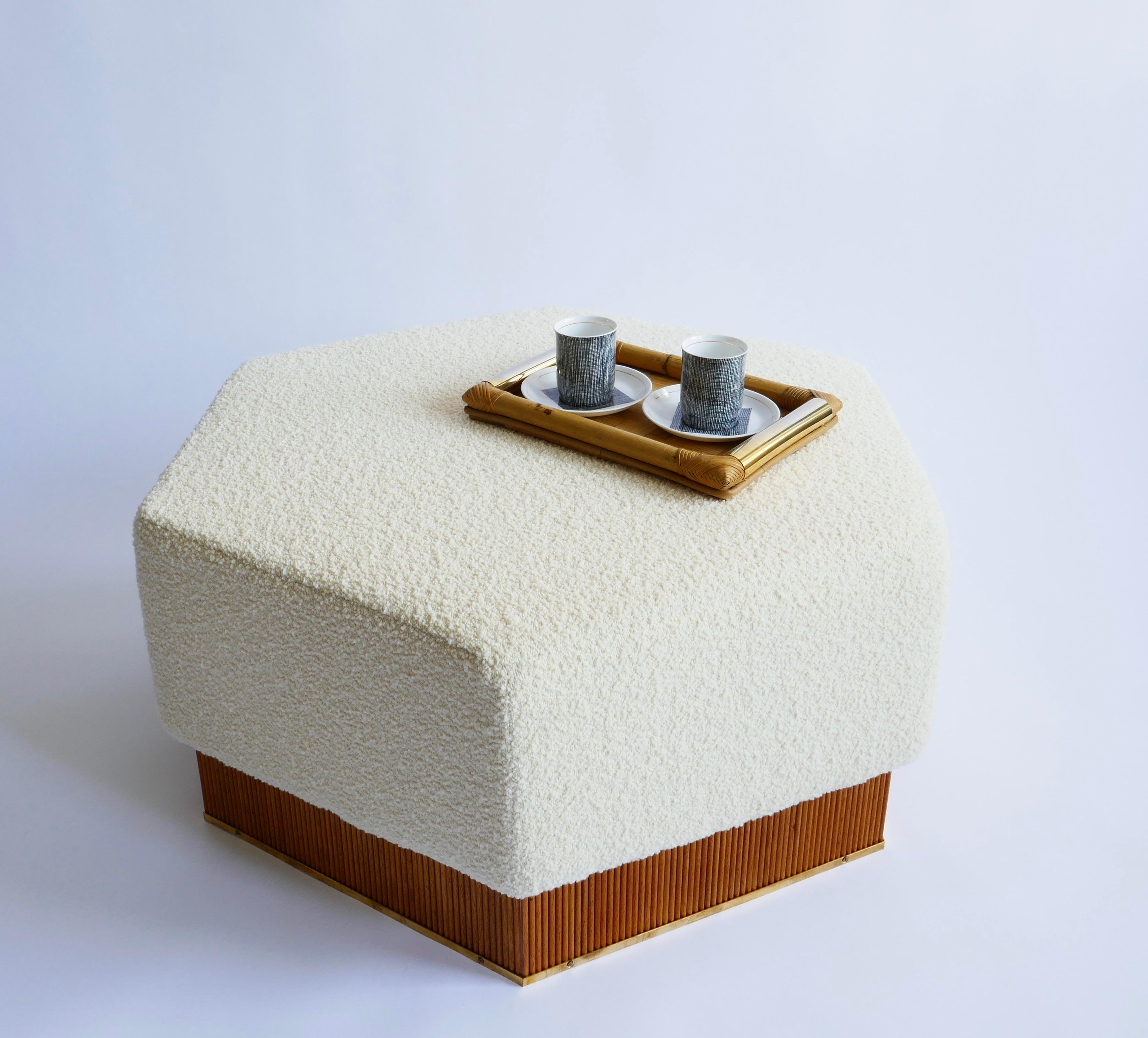 Hexagonal Pouf in Soft White Boucle with Wooden Base, Italy 1