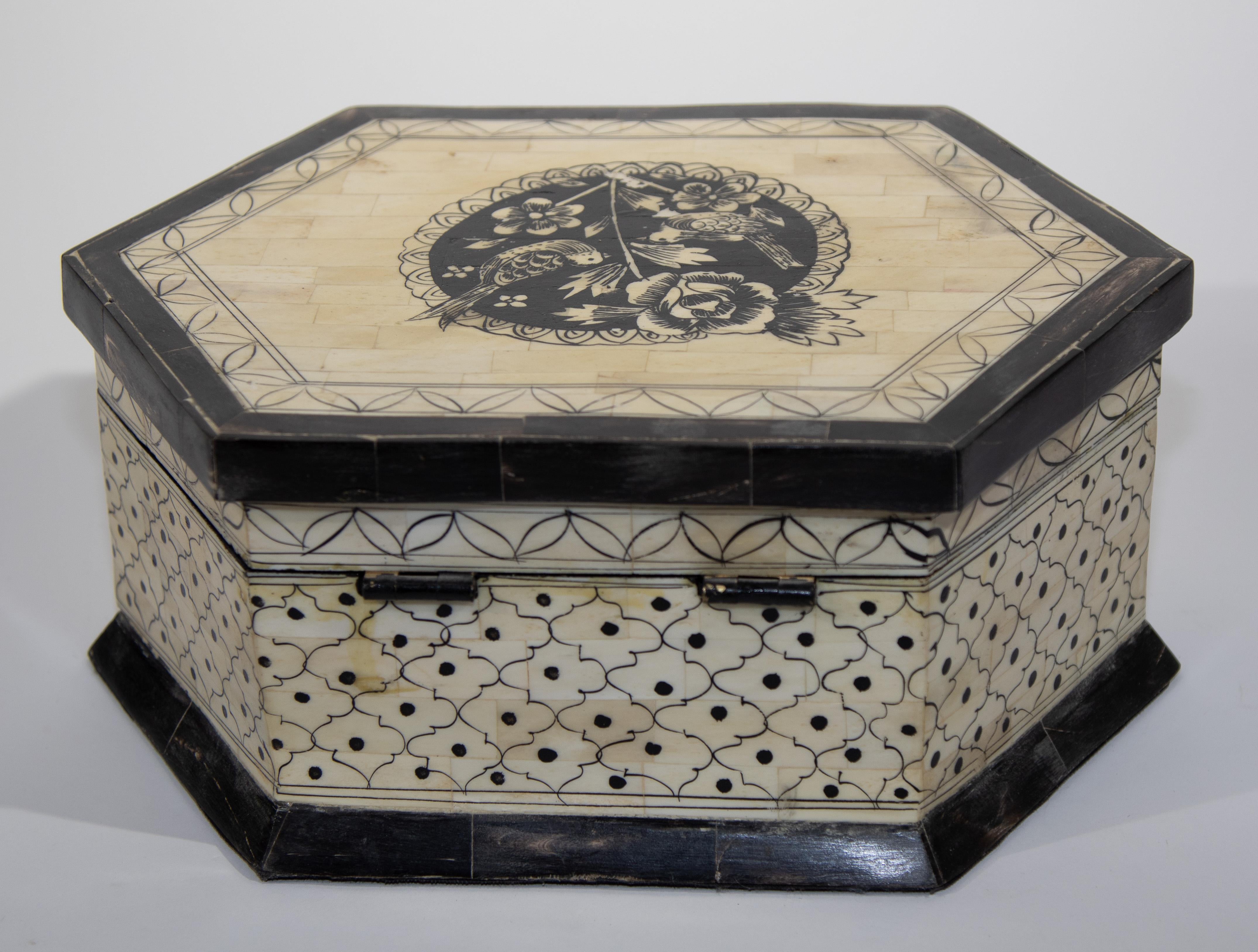 Wood Hexagonal Shape Large Moorish Mughal Raj Decorative Jewelry Box