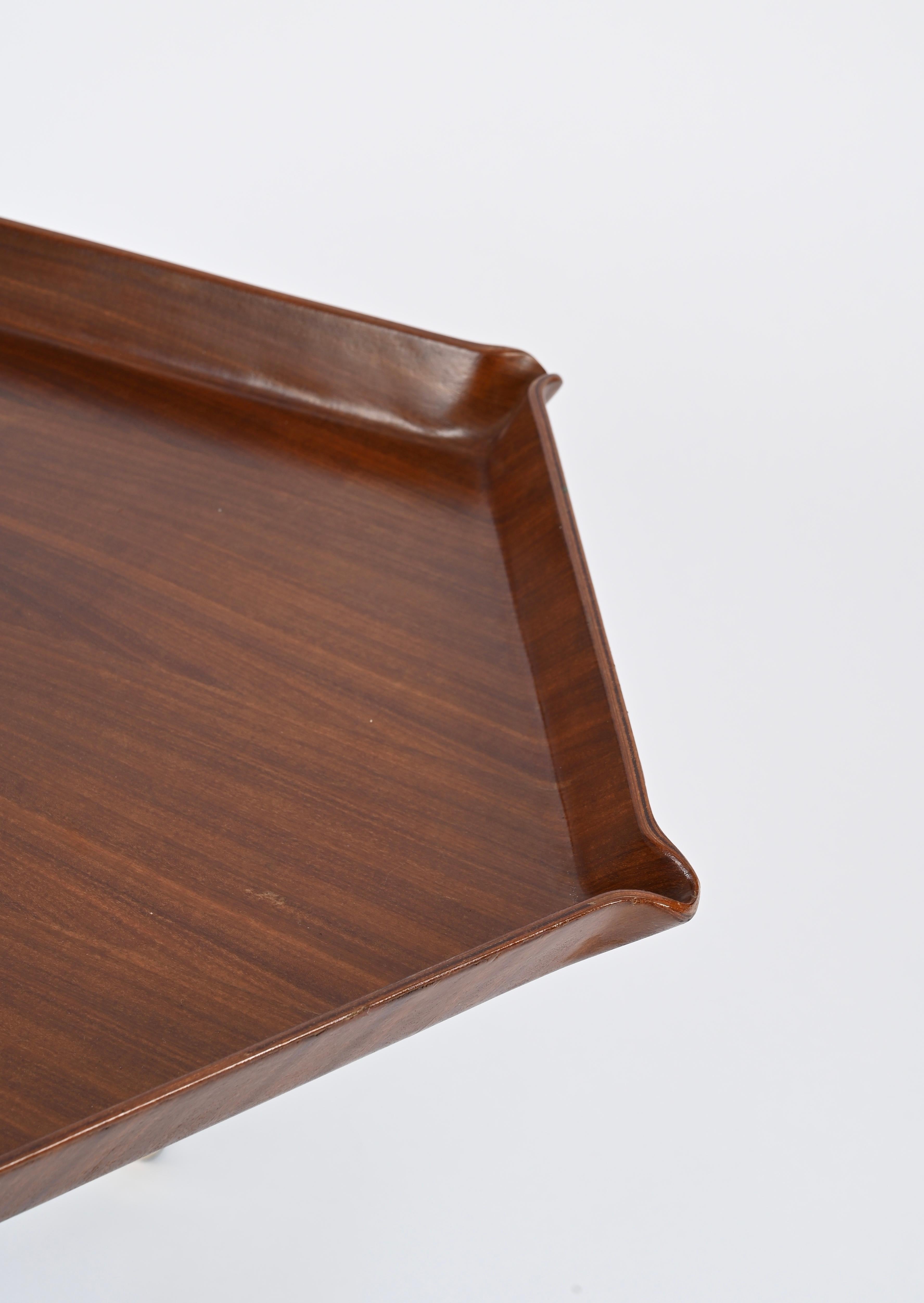Table d'appoint hexagonale en teck cintré et métal par Campo e Graffi, Italie, années 1960 en vente 5