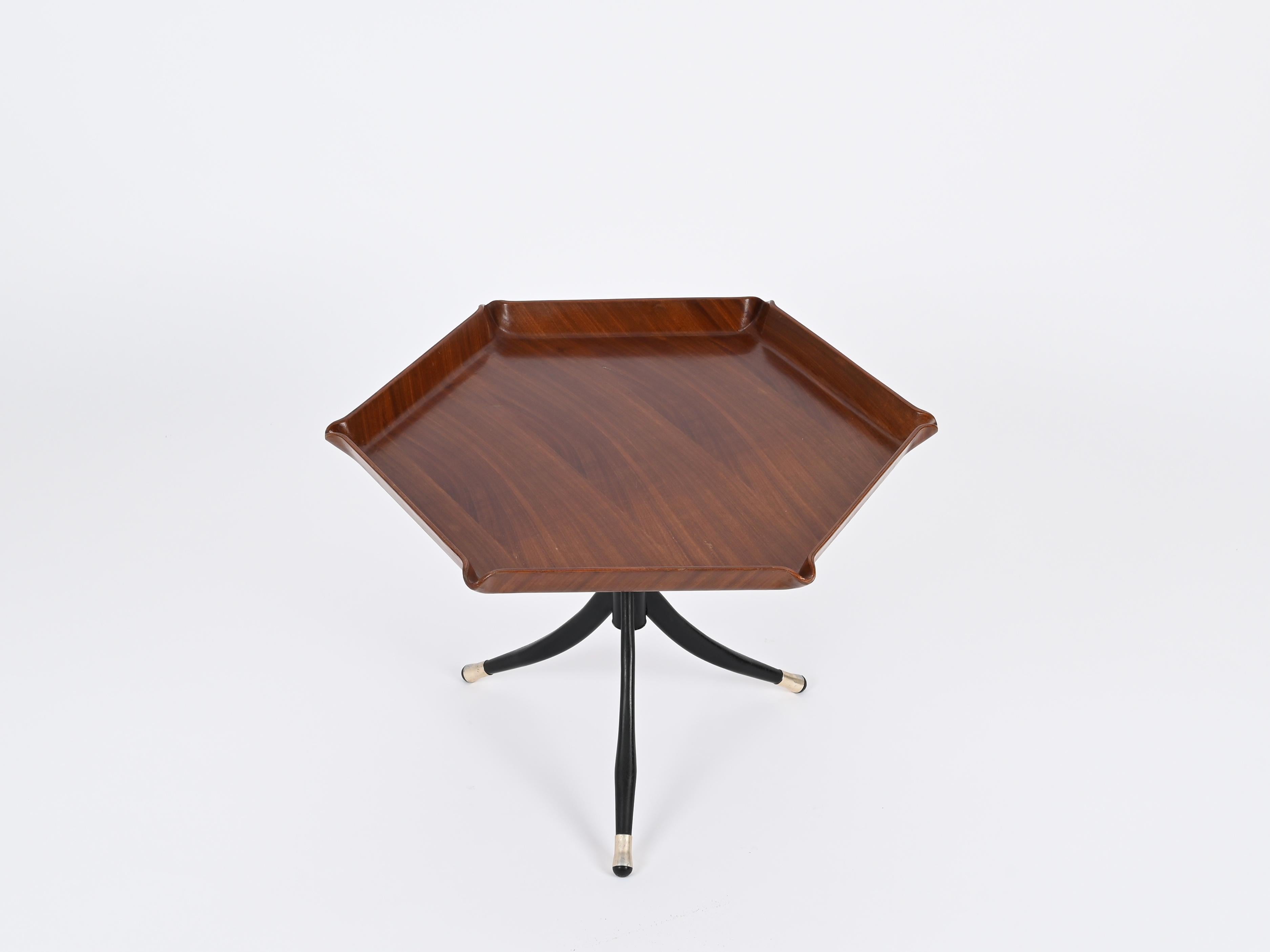 Table d'appoint hexagonale en teck cintré et métal par Campo e Graffi, Italie, années 1960 en vente 7