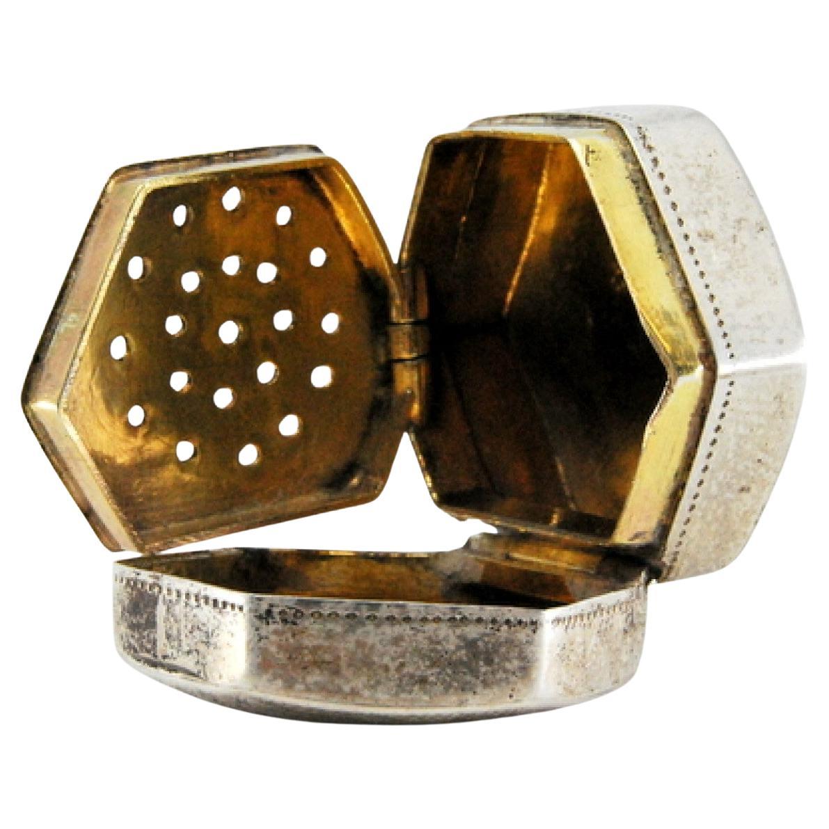 Hexagonal silver and gold vinaigrette box