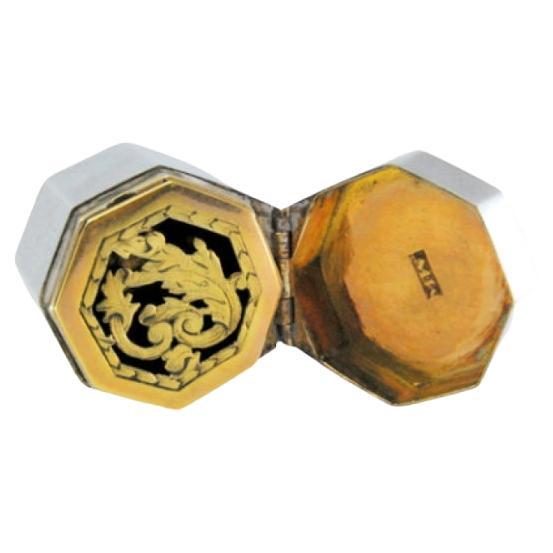 Hexagonal silver and gold vinaigrette box from the George III period