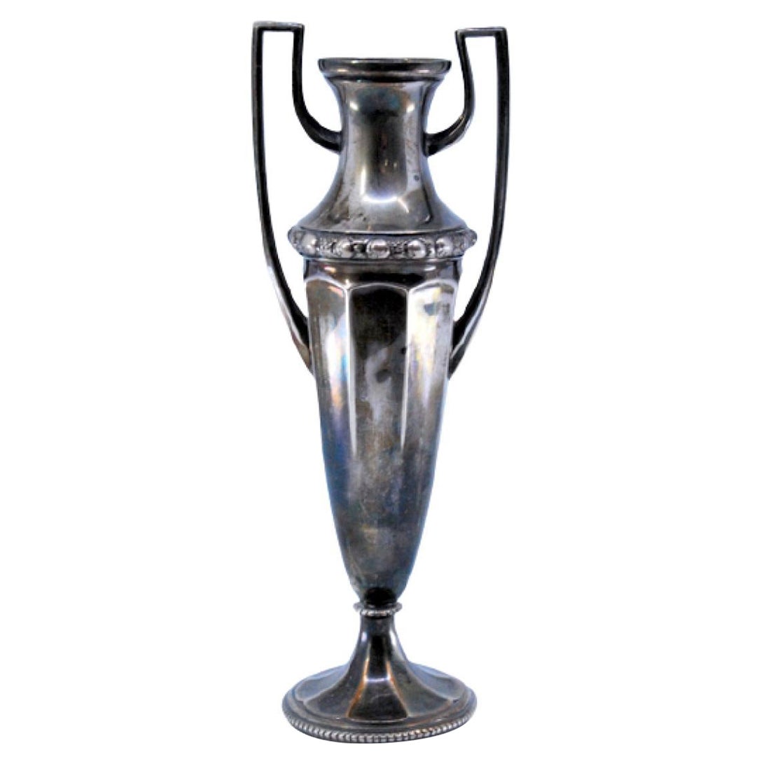 Pichet hexagonal en argent en vente