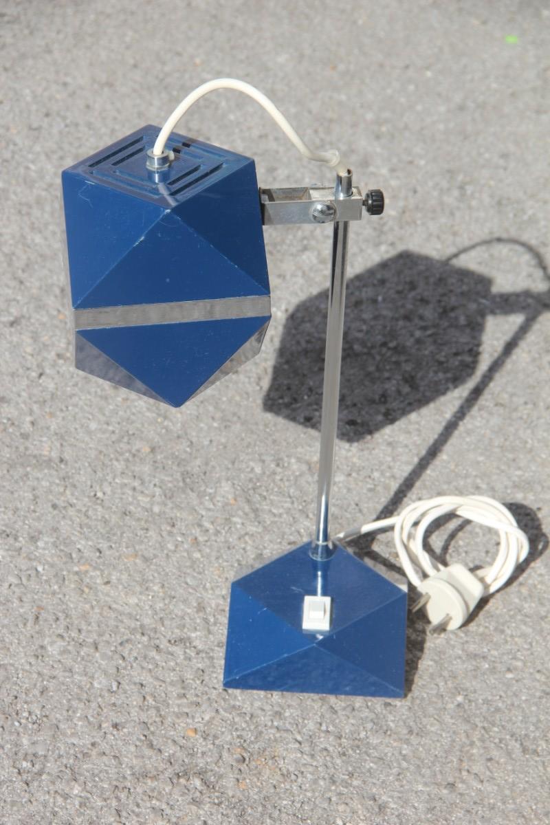 Mid-Century Modern Hexagonal Table Lamp as a Diamond Height Variable Blue Color and 1970s Silver For Sale