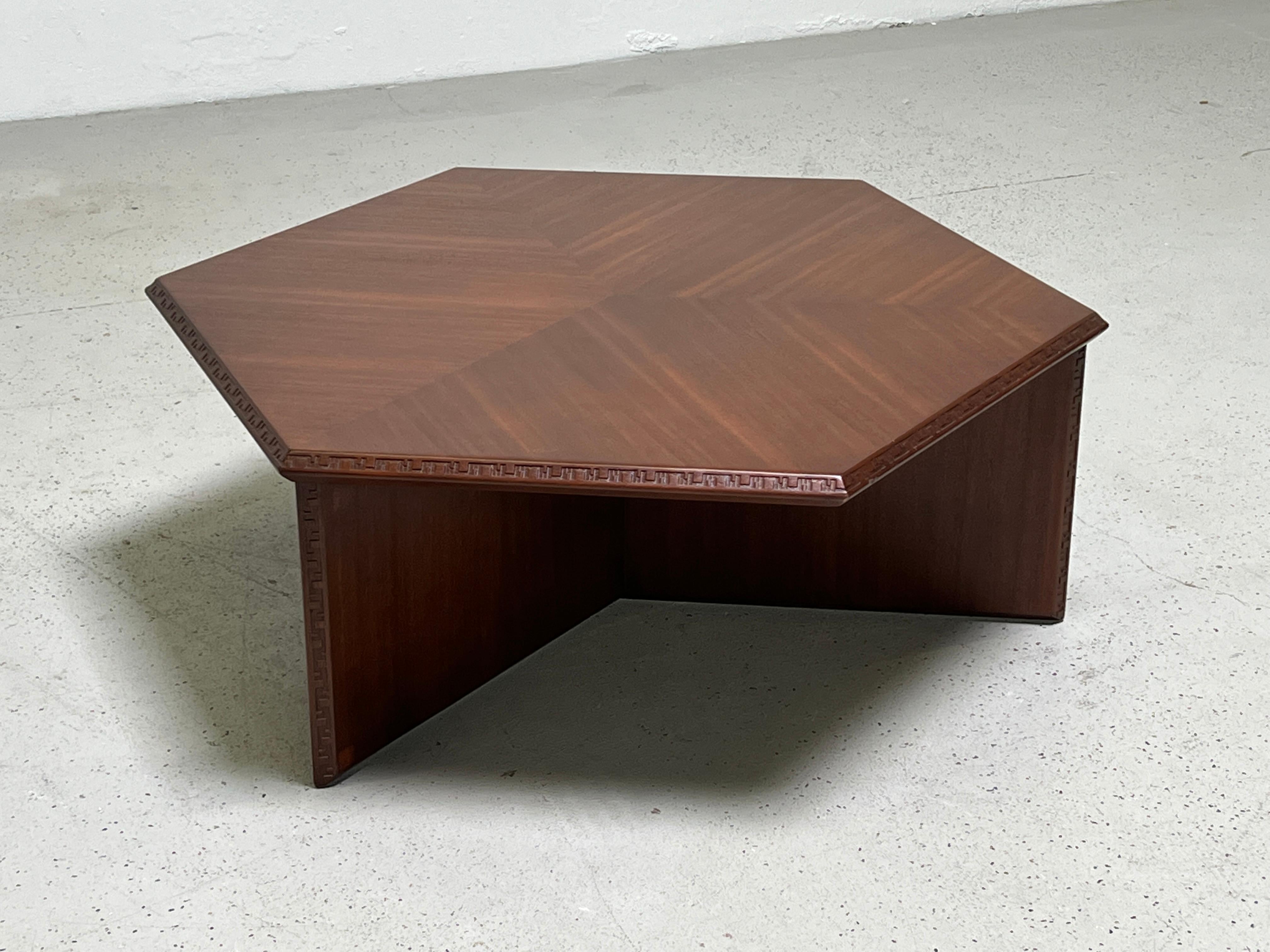 Hexagonal Taliesin Coffee Table by Frank Lloyd Wright for Henredon In Good Condition For Sale In Dallas, TX
